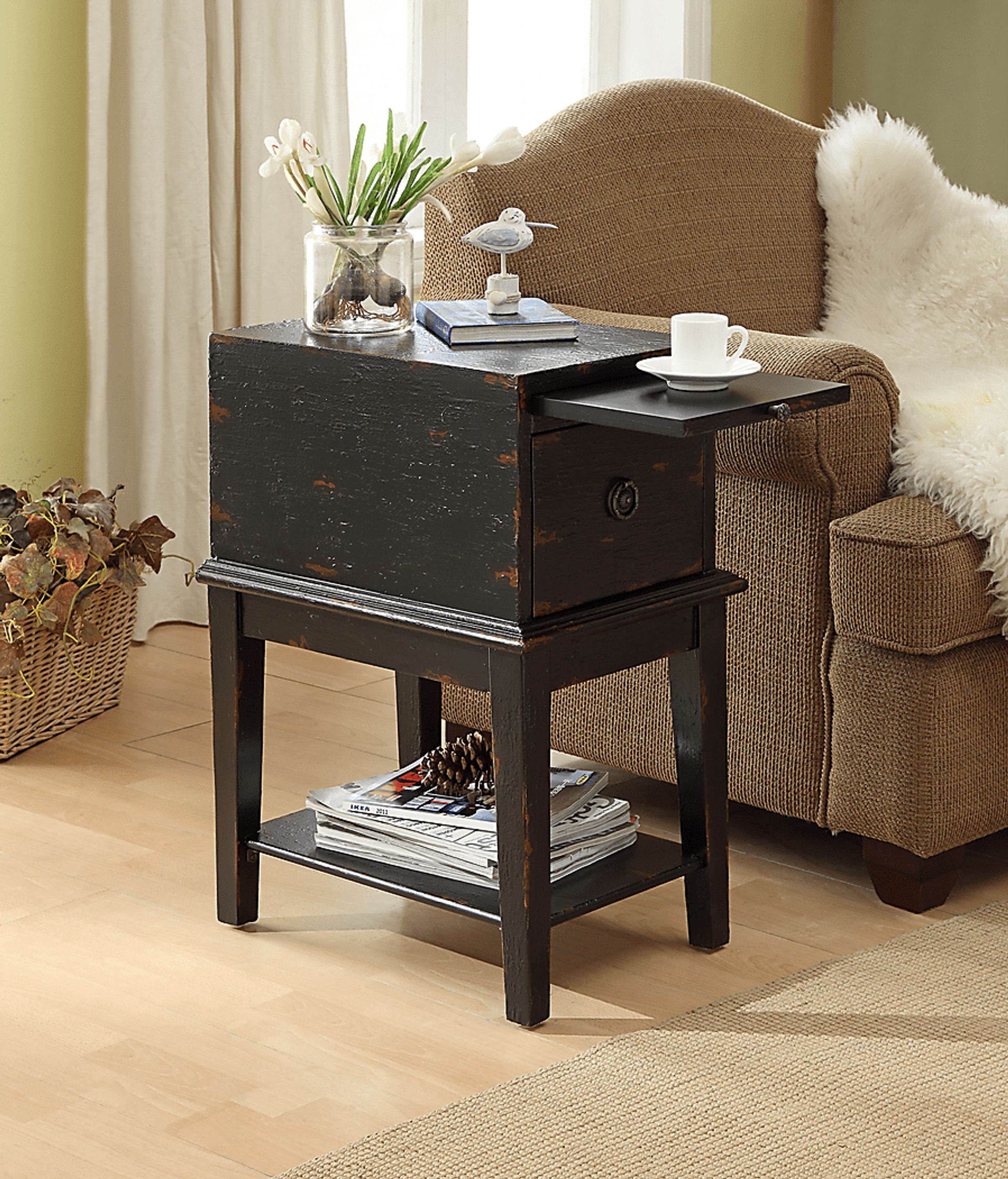 Wellswood Black Accent Table - Image 2