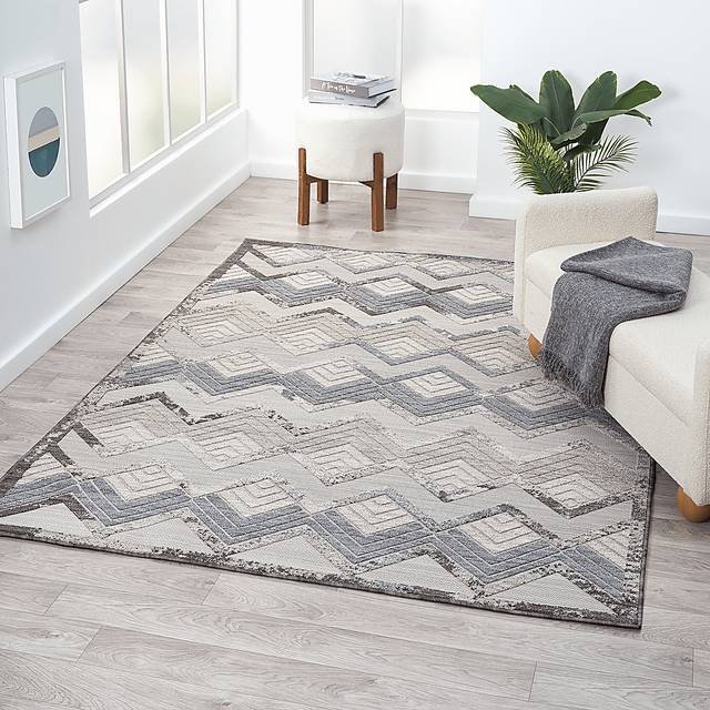 Wessard Blue/Ivory 5' x 7' Indoor/Outdoor Rug - Thumbnail - Image 2