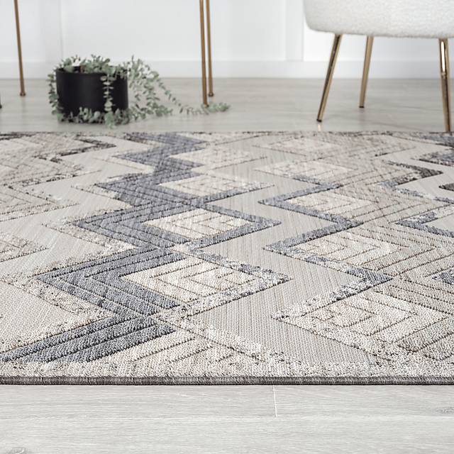 Wessard Blue/Ivory 5' x 7' Indoor/Outdoor Rug - Thumbnail - Image 7