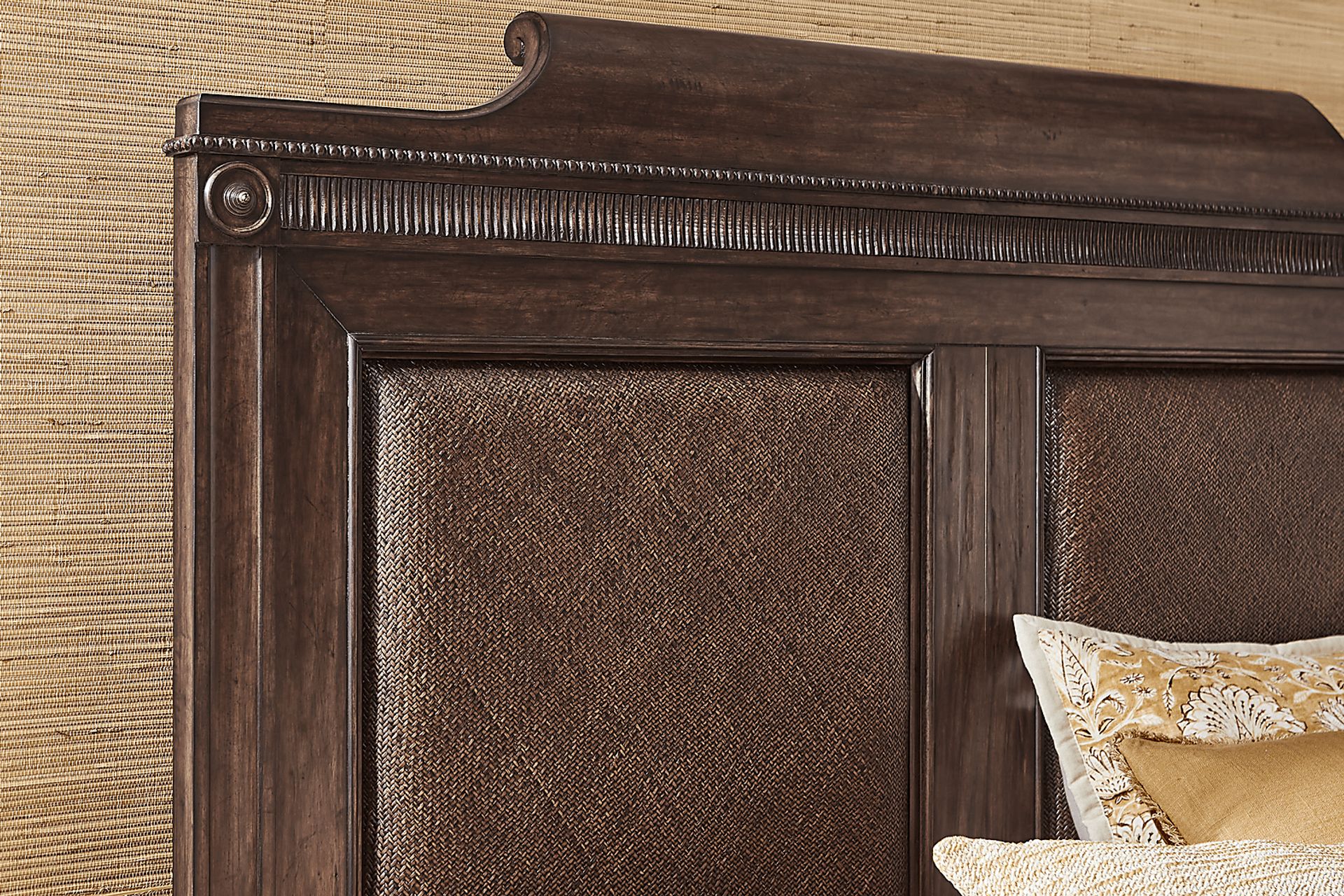 West Indies Brown 5 Pc Queen Panel Bedroom - Image 3
