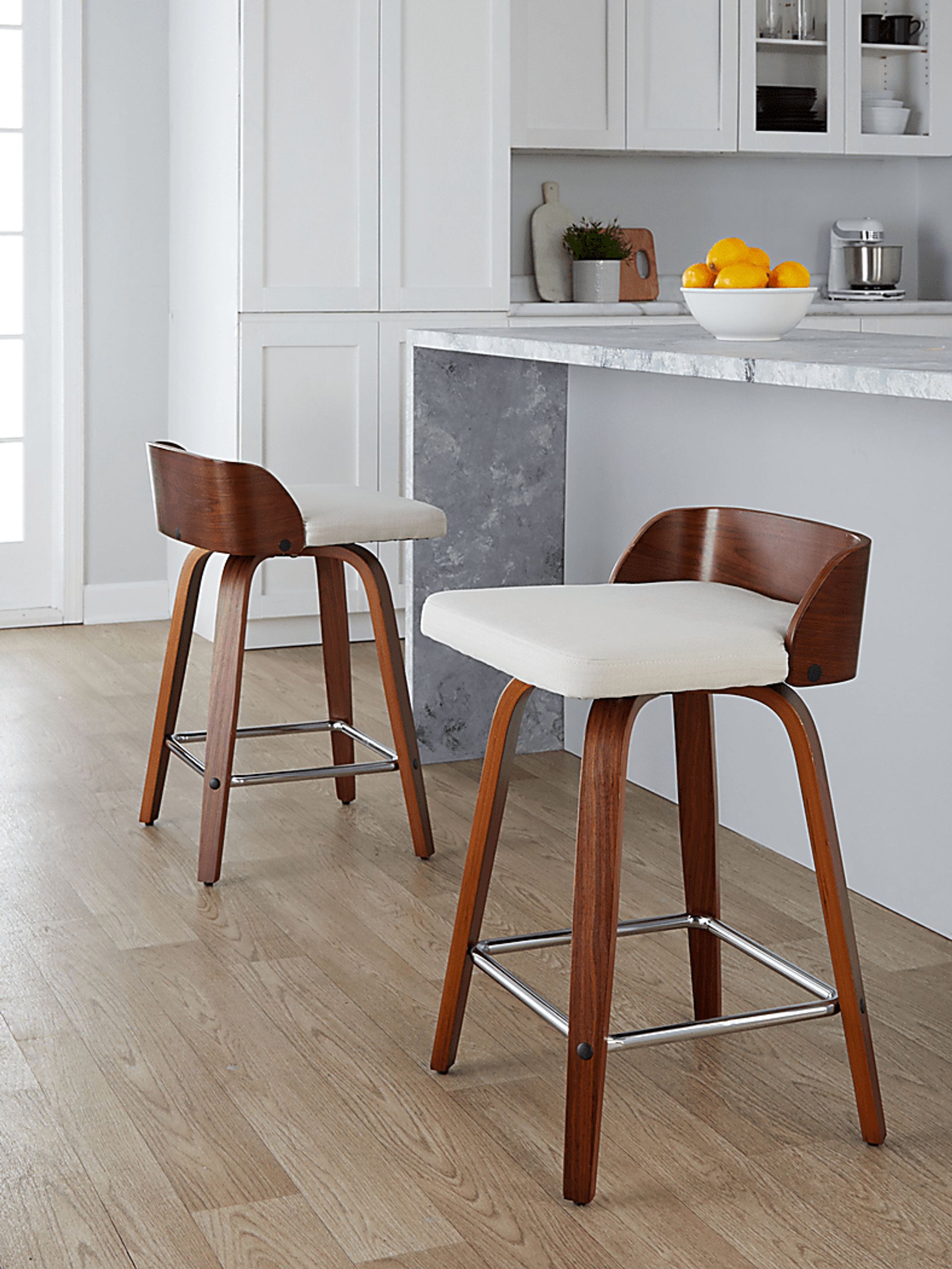 Wetherburn II Cream 24" Swivel Counter Height Stool, Set of 2 - Image 8
