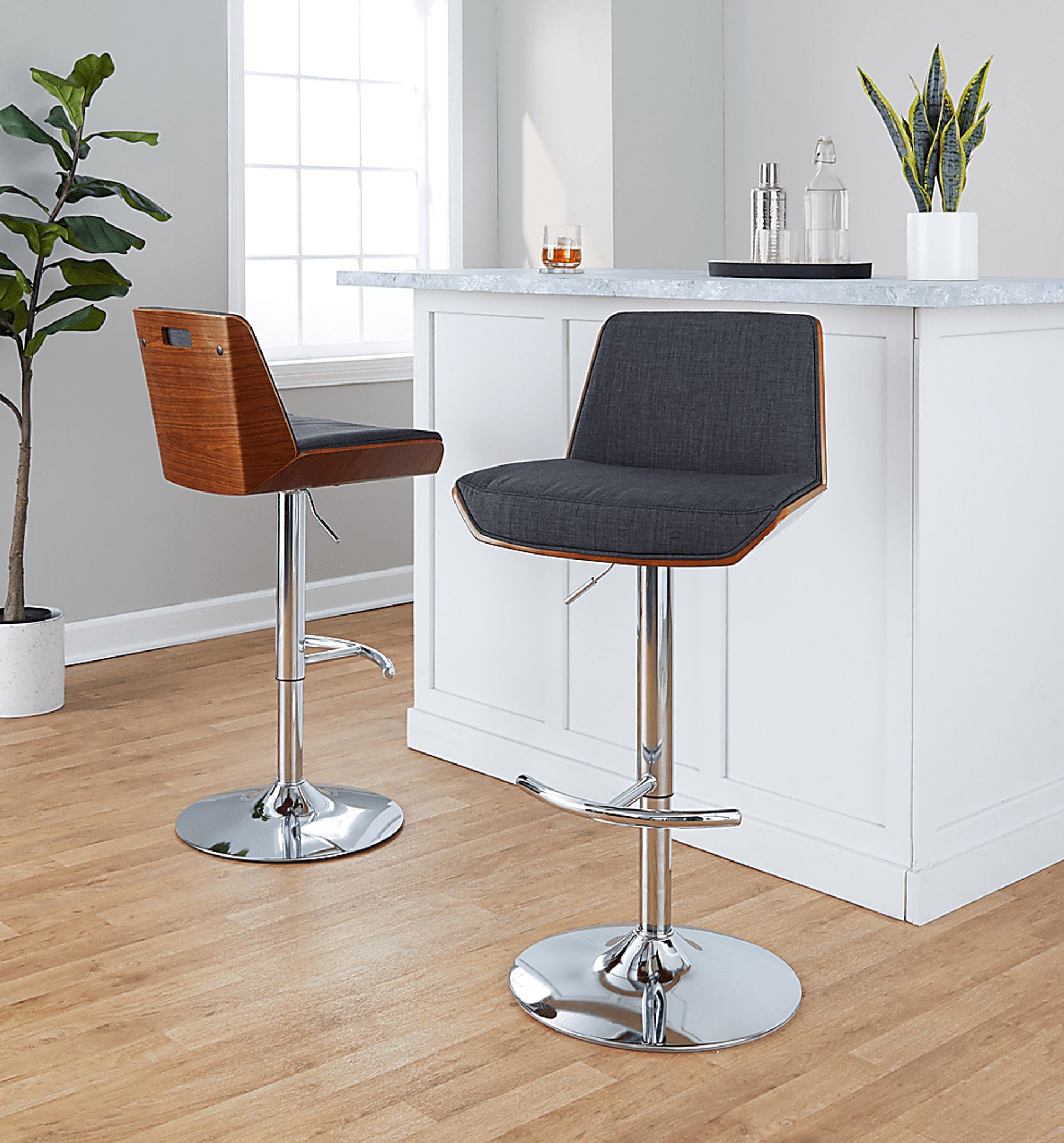 Weymanda V Charcoal Adjustable Barstool, Set of 2 - Image 4