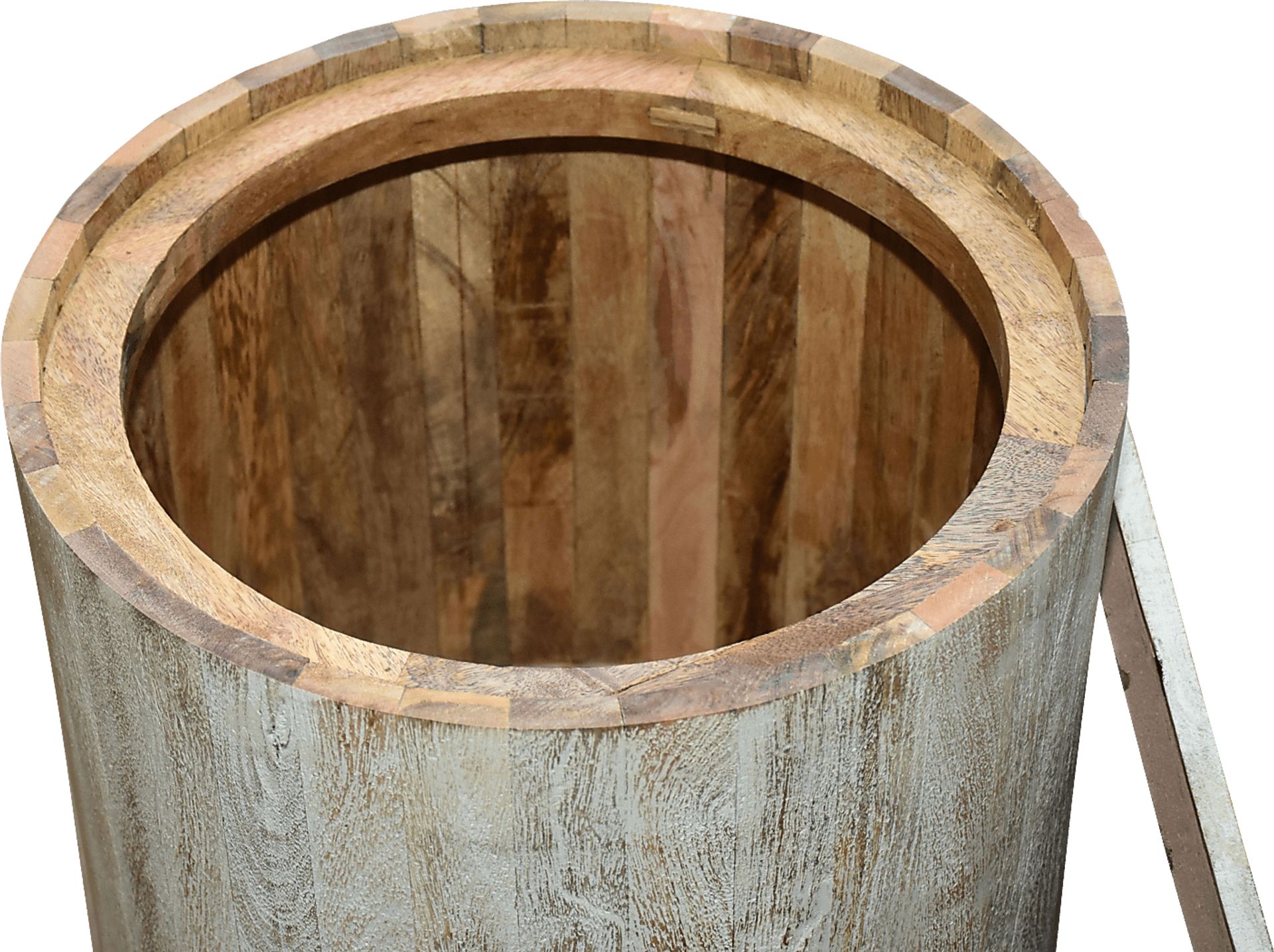 Wezani Weathered/Black End Table - Image 8