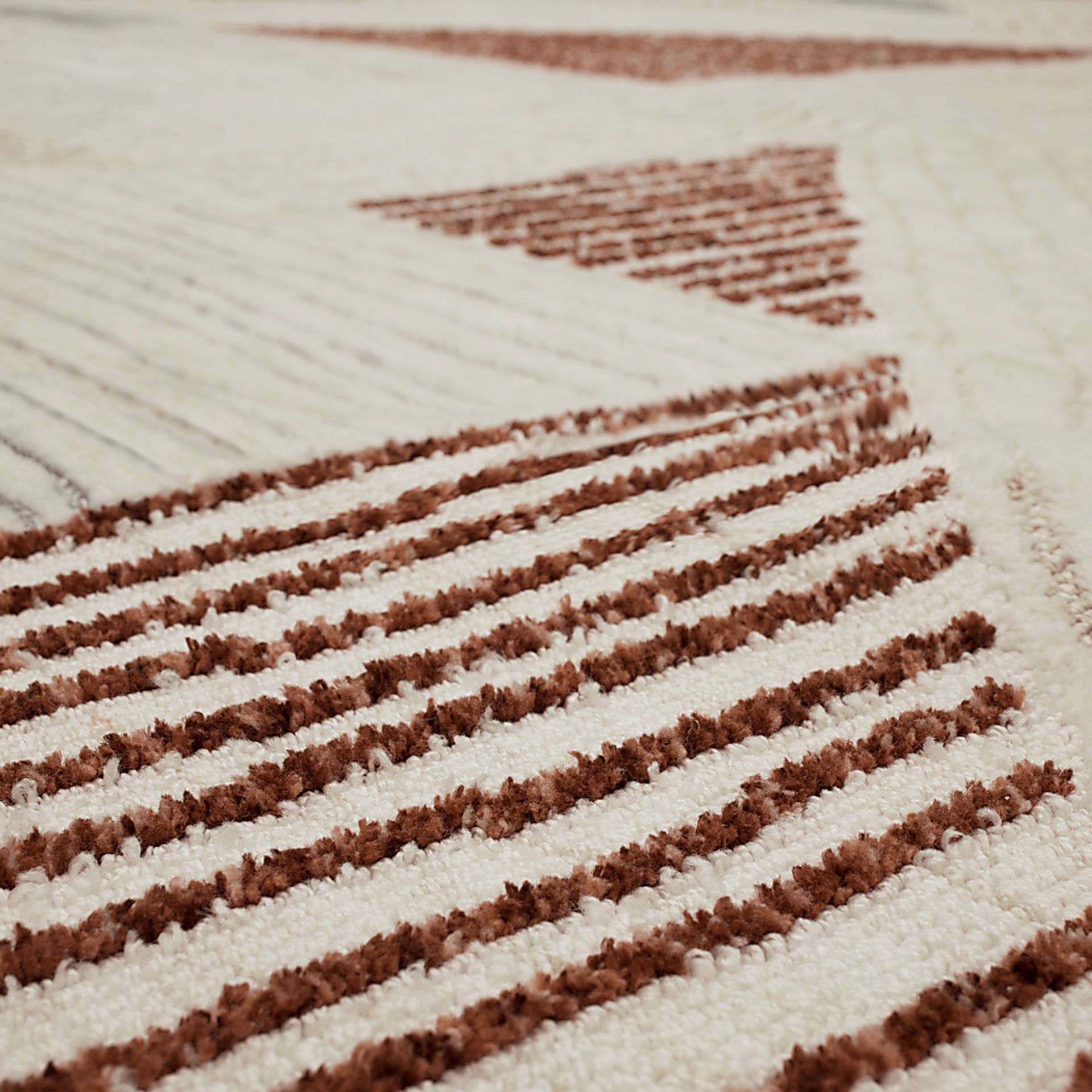 Whisperwood Khaki 5'3 x 7'10 Rug - Image 6