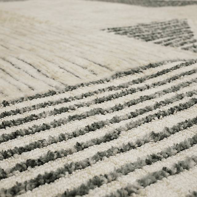 Whisperwood Tan 5'3 x 7'10 Rug - Thumbnail - Image 6