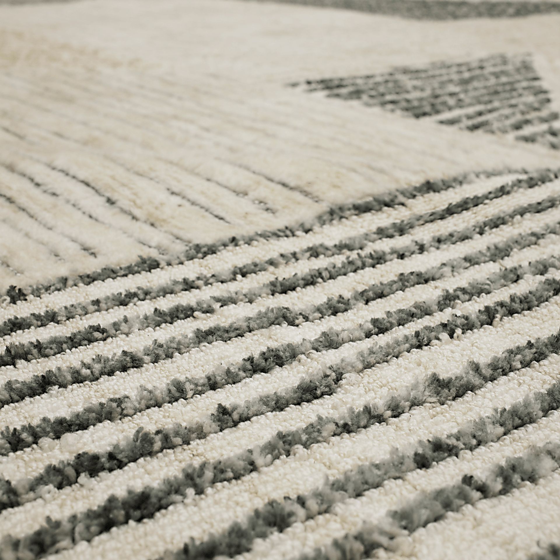 Whisperwood Tan 5'3 x 7'10 Rug - Image 6
