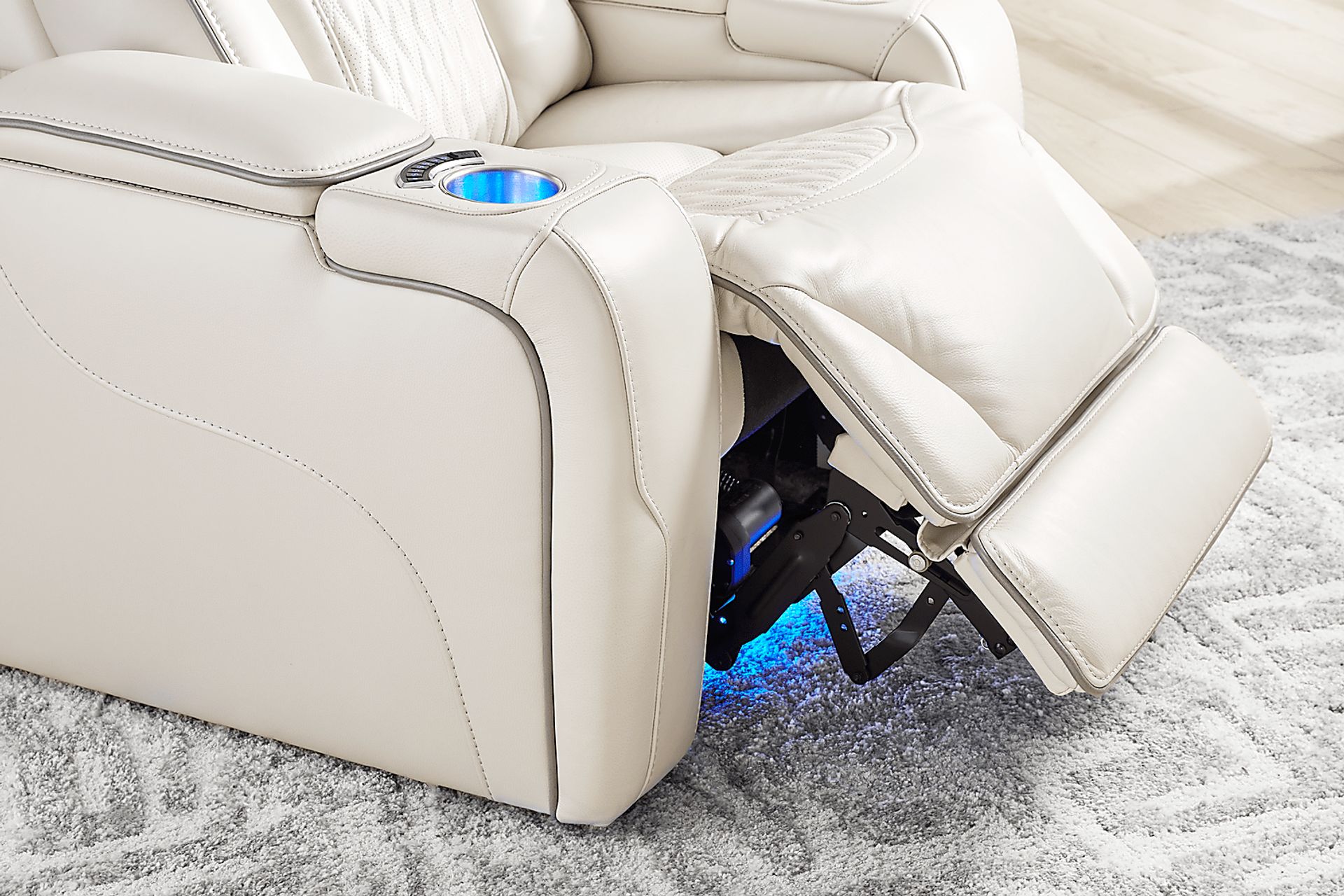 White Leather Sound Tech by Shaq Recliner To Go - Image 6