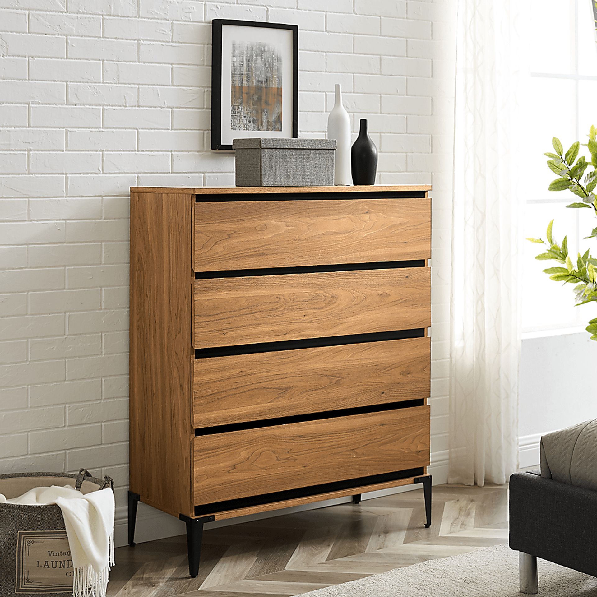 Whitekirk Oak Chest - Image 4