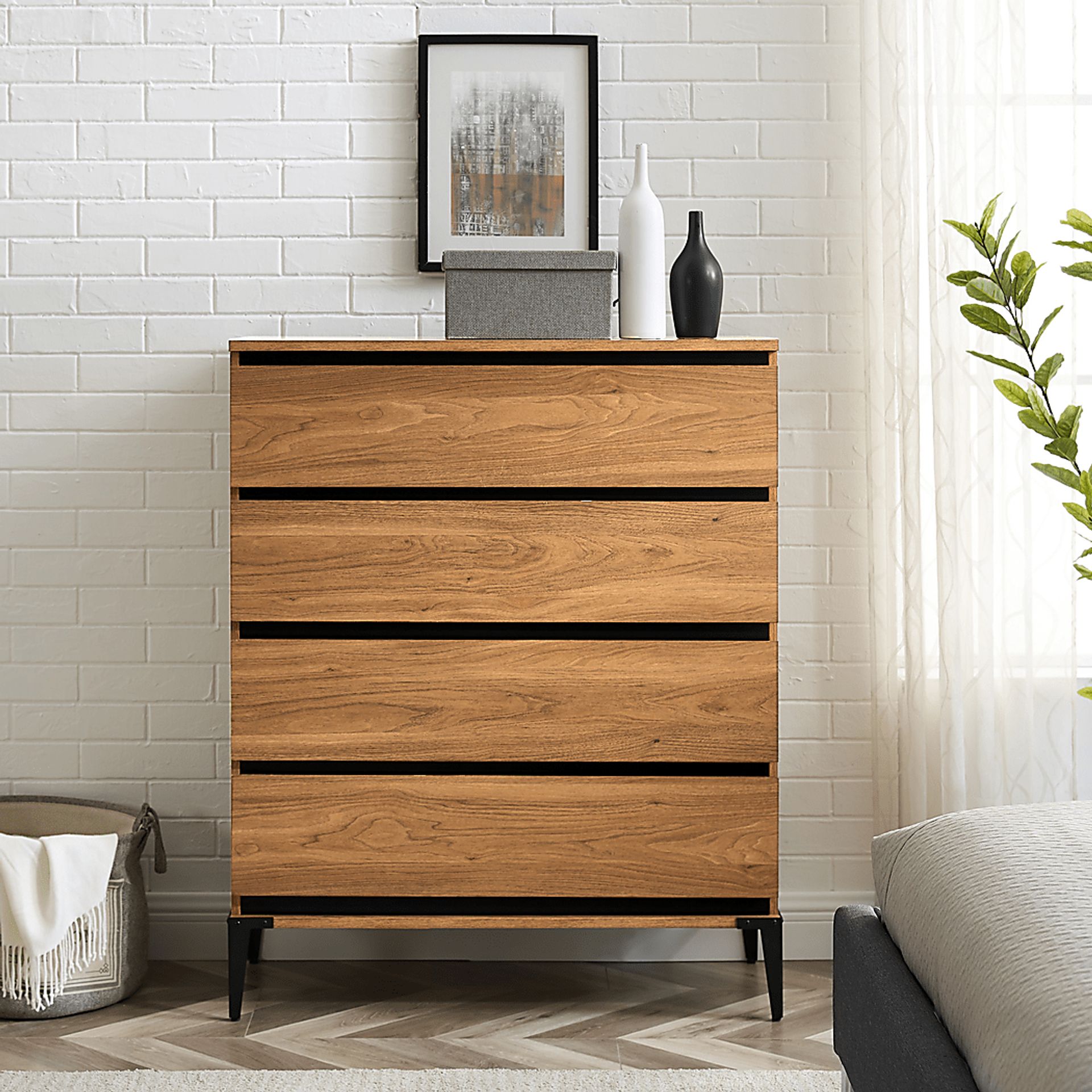 Whitekirk Oak Chest - Image 5