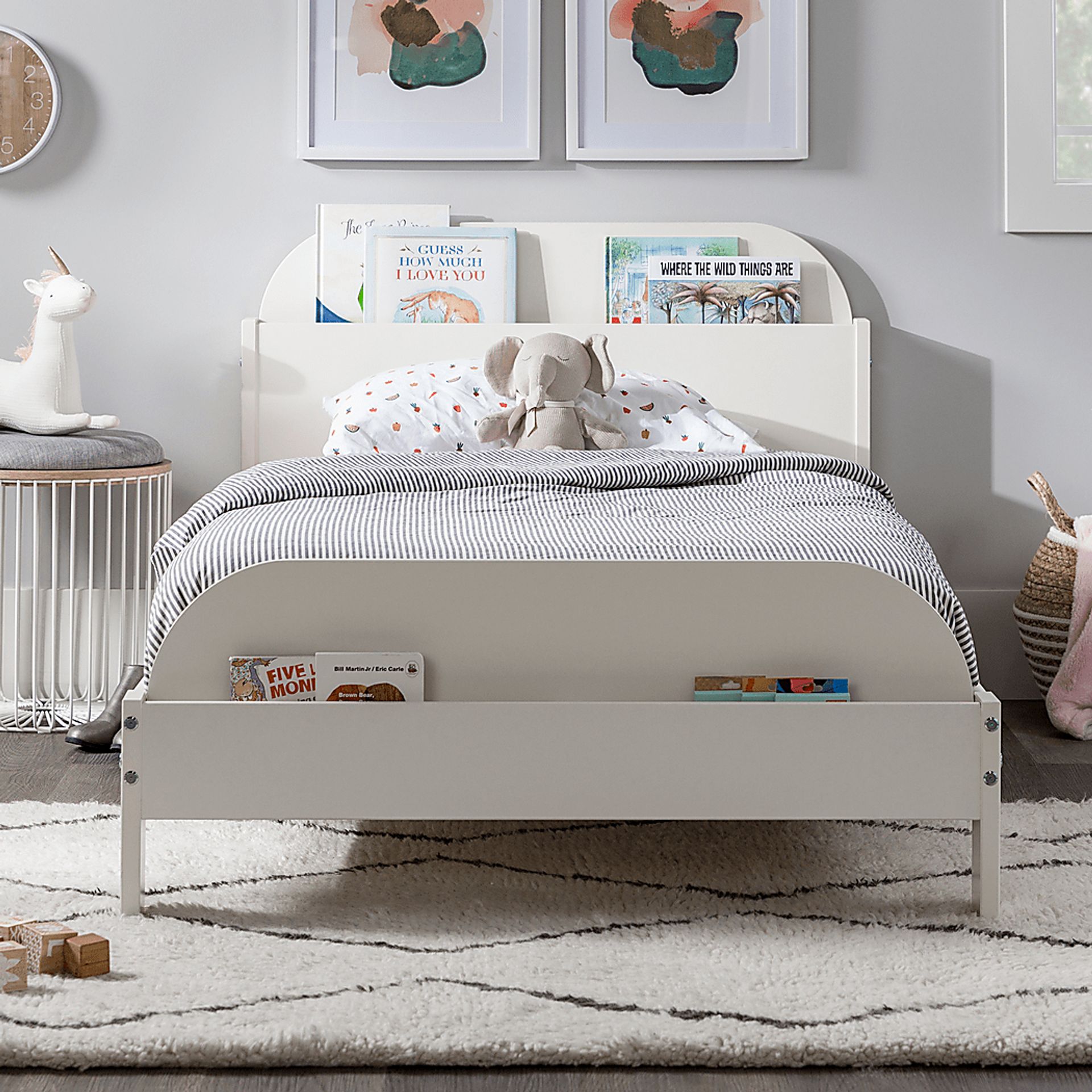 Wiebelo White Twin Bed - Image 2