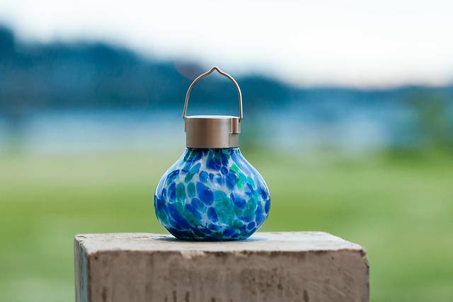 Wigly Trail Outdoor Blue Solar Lantern - Thumbnail - Image 11
