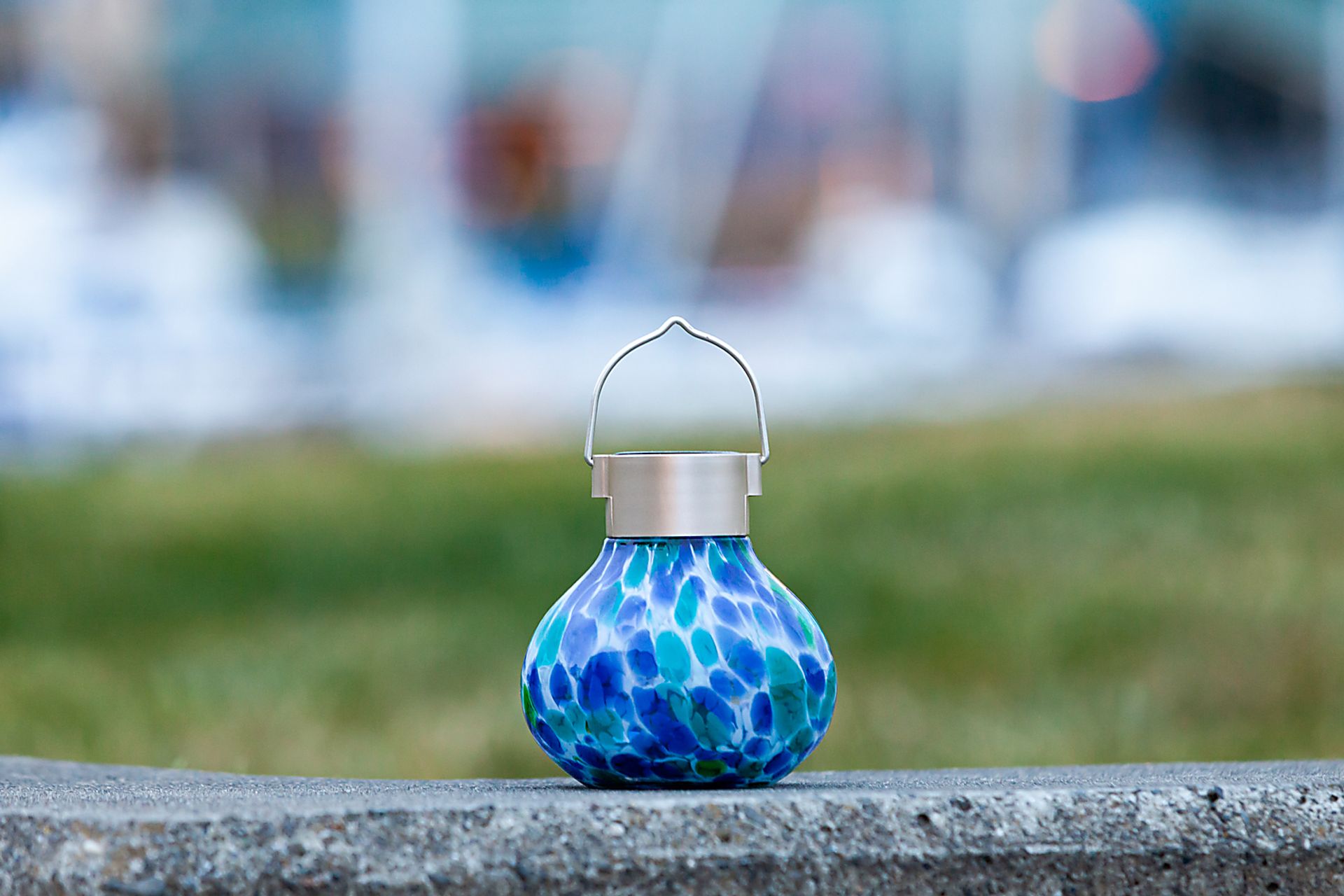 Wigly Trail Outdoor Blue Solar Lantern - Image 10