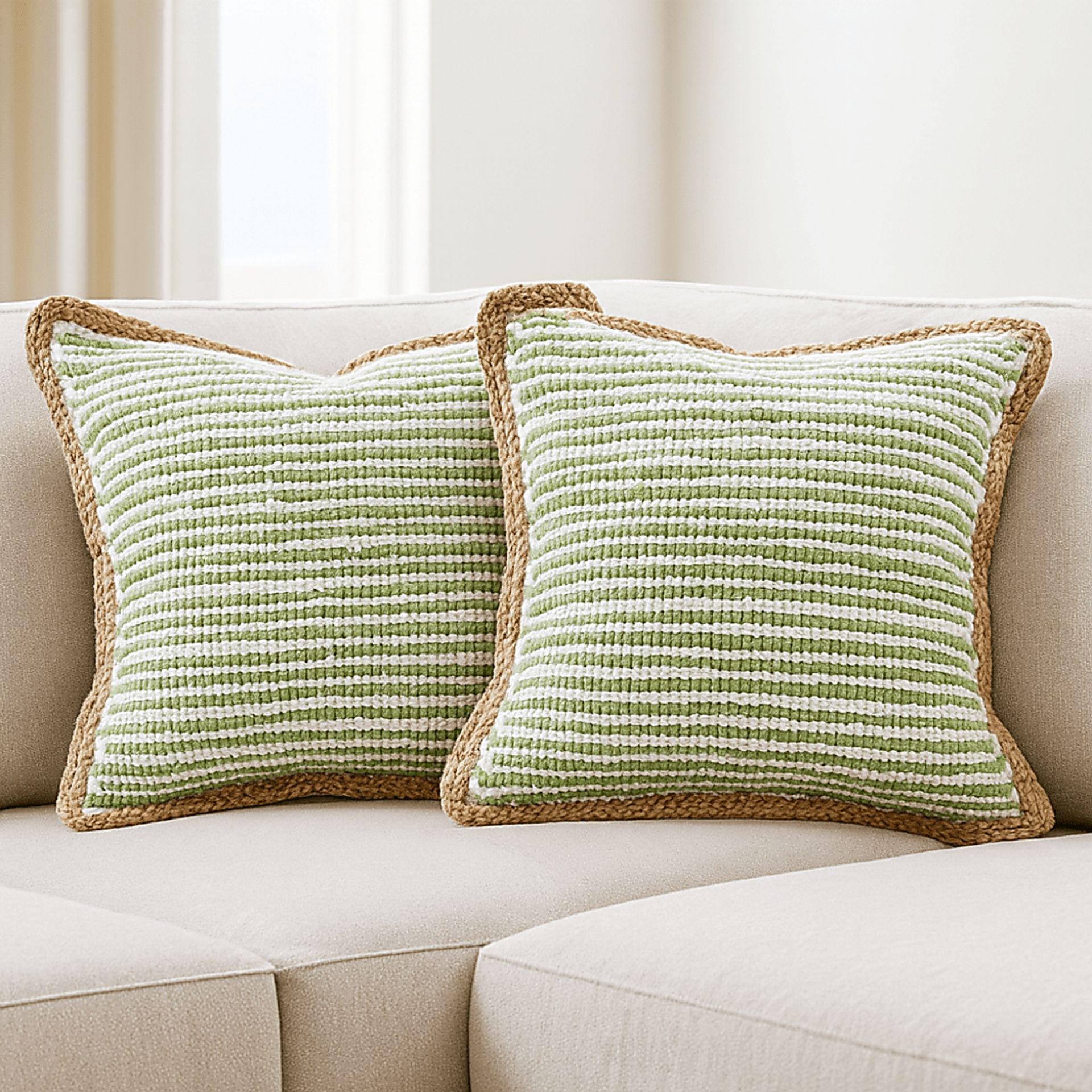 Wihara Green Pillow, Set of 2 - Image 2