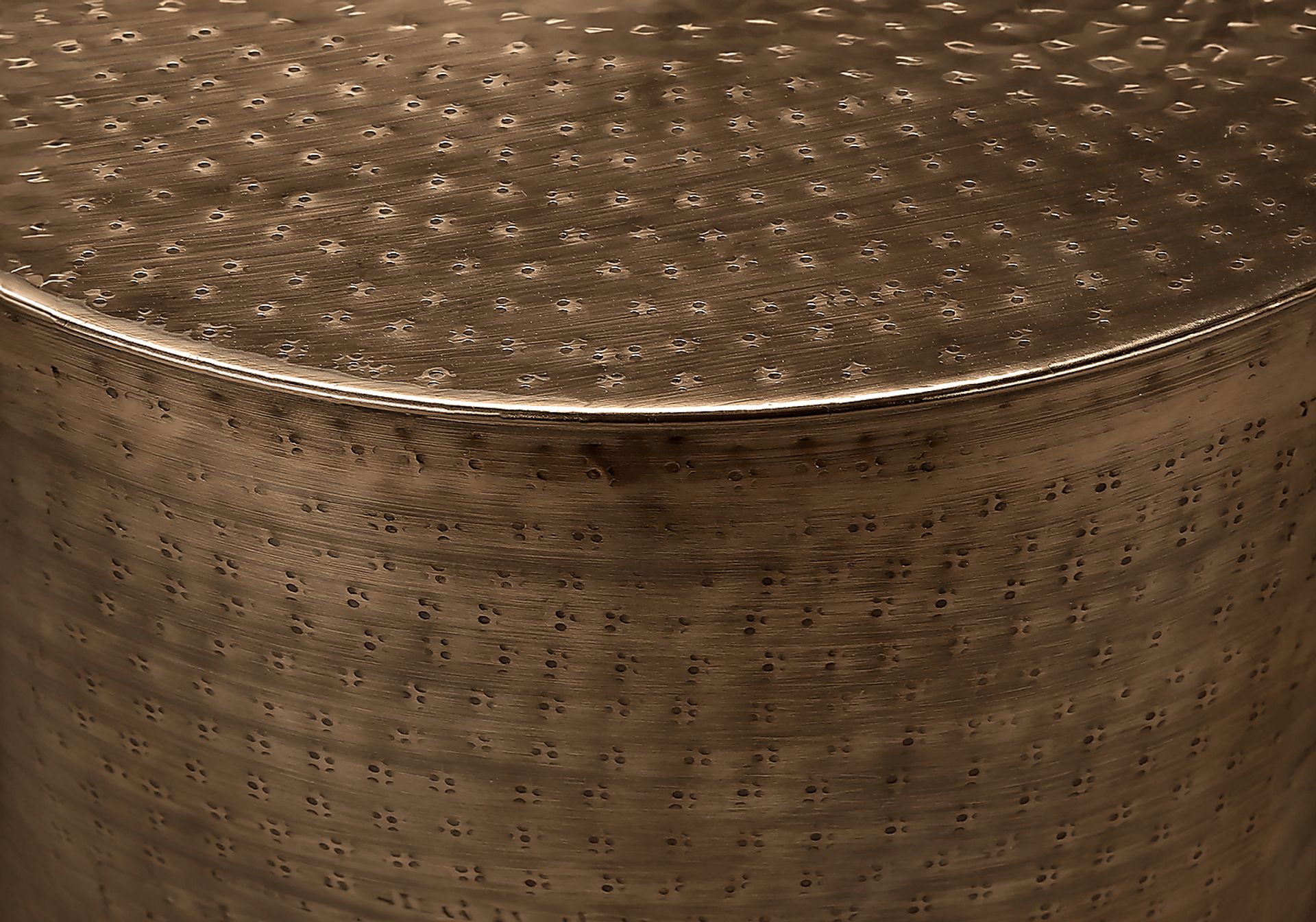 Wilclay Copper Accent Table - Image 4