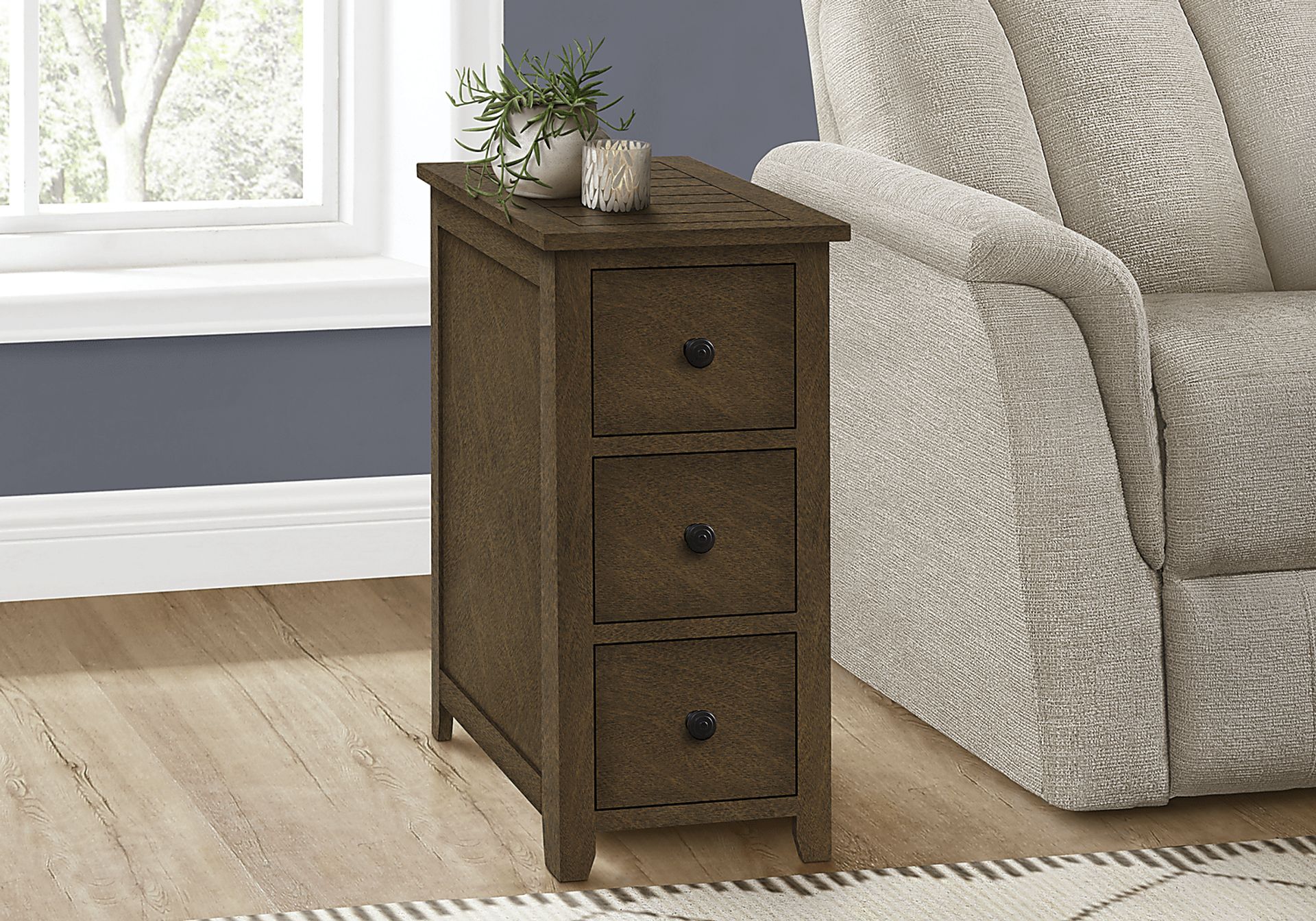 Willaura Espresso Accent Table - Image 2