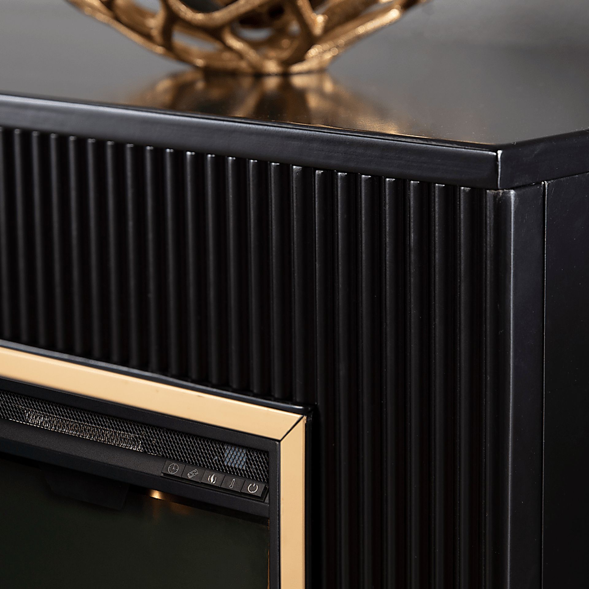 Willaurel III Black 33 in. Console, With Smart Electric Fireplace - Image 4