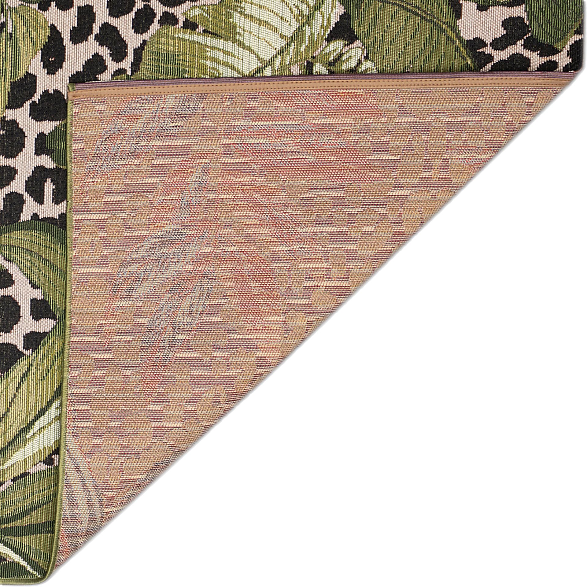 Willtown Green 4'10 x 7'6 Indoor/Outdoor Rug - Image 6
