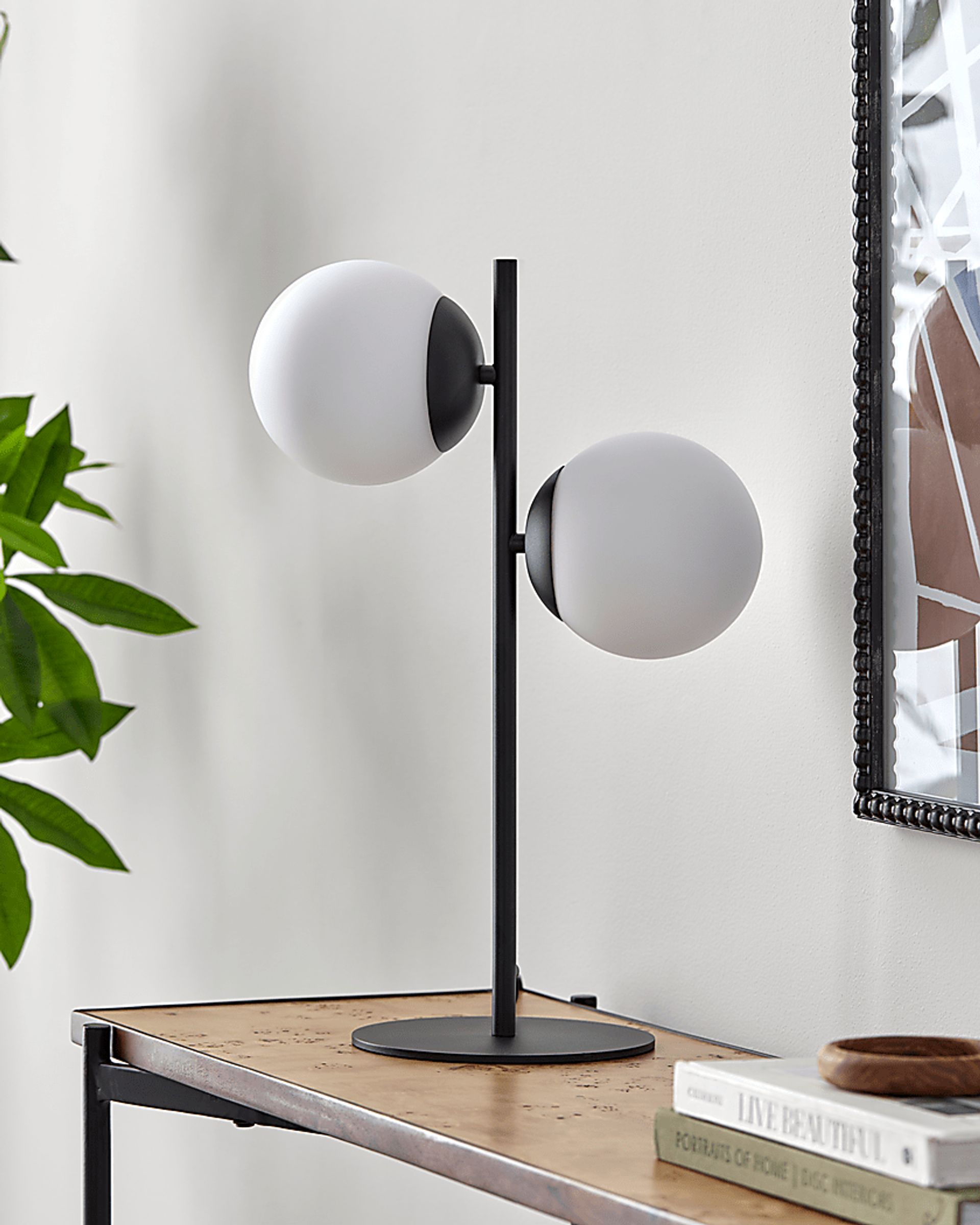 Wilmette Court Black Lamp - Image 2
