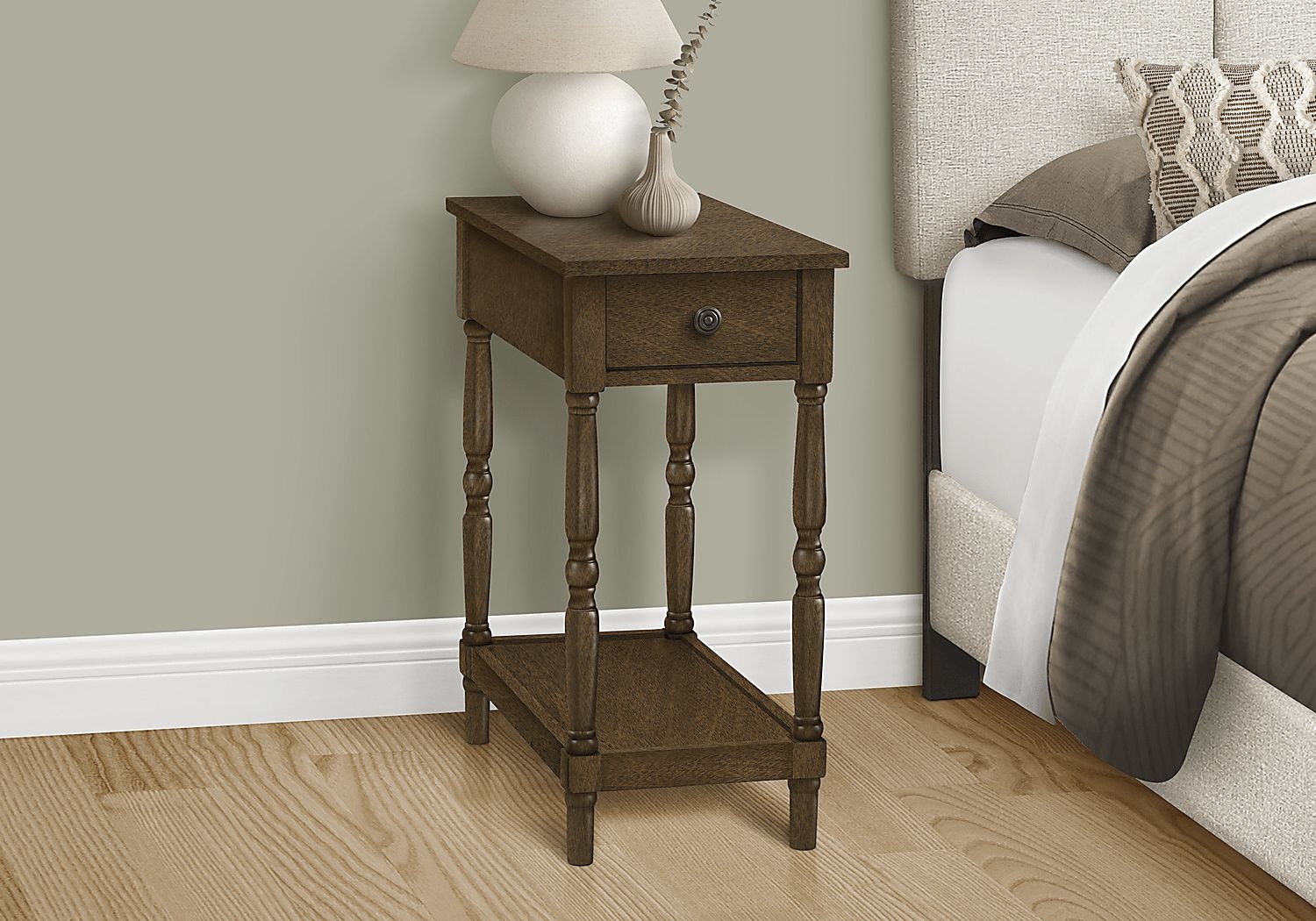 Wilrob Accent Table
