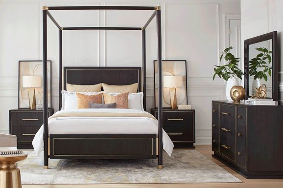 Rooms to go dumont canopy bed (King Size) And Dresser for Sale in