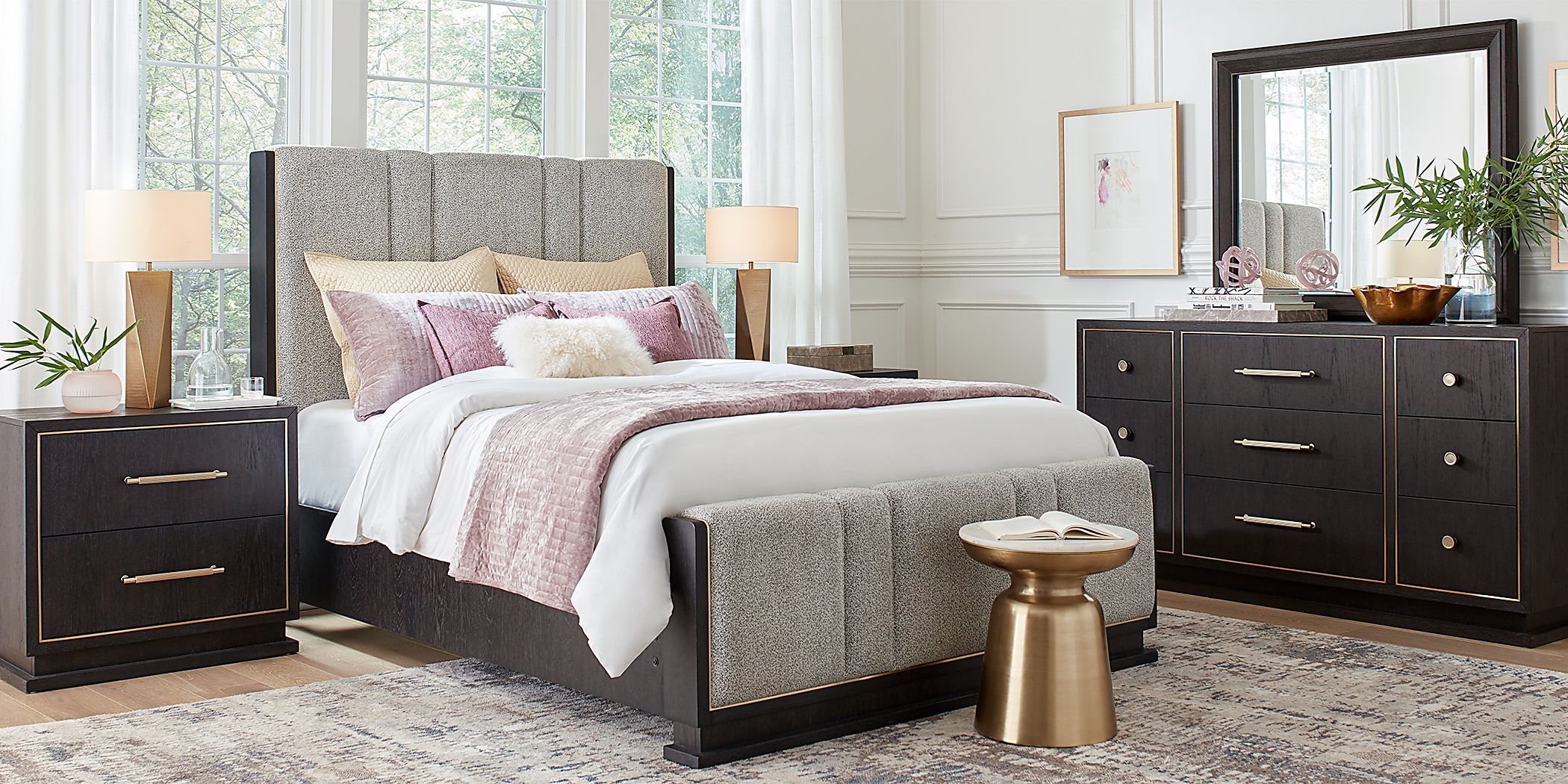 https://assets.roomstogo.com/product/wilshire-merlot-5-pc-king-upholstered-bedroom_3223380P_image-room?cache-id=f5e79f5e3337c014f3b89637ba8816c1