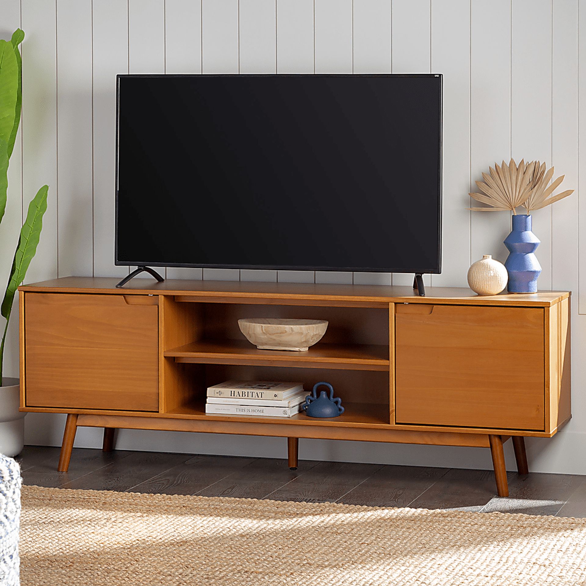 Windbrooke Caramel 70 in. Console - Image 3