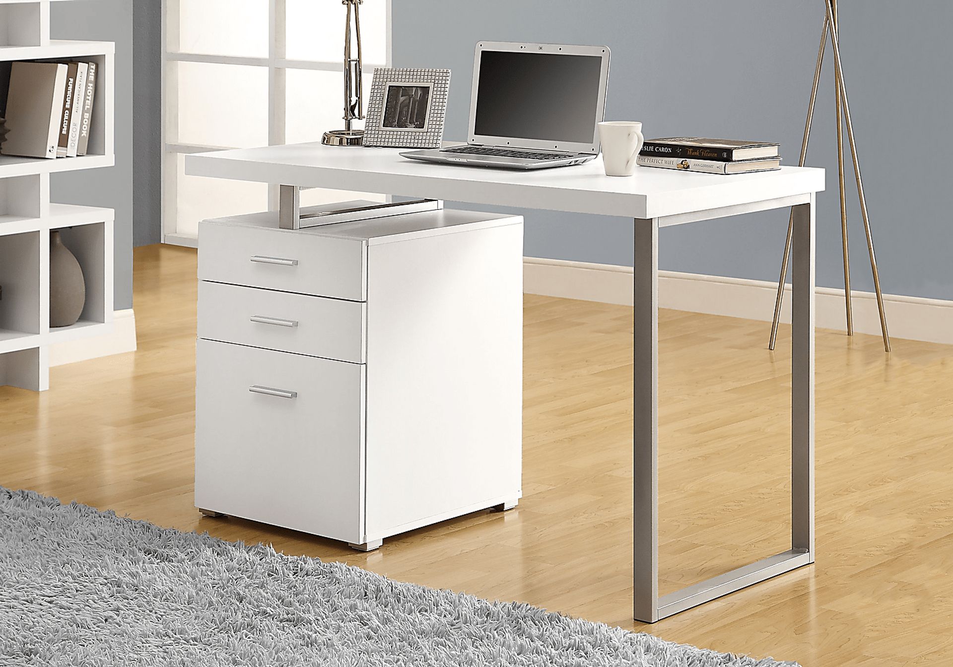 Windmier White Desk - Image 2