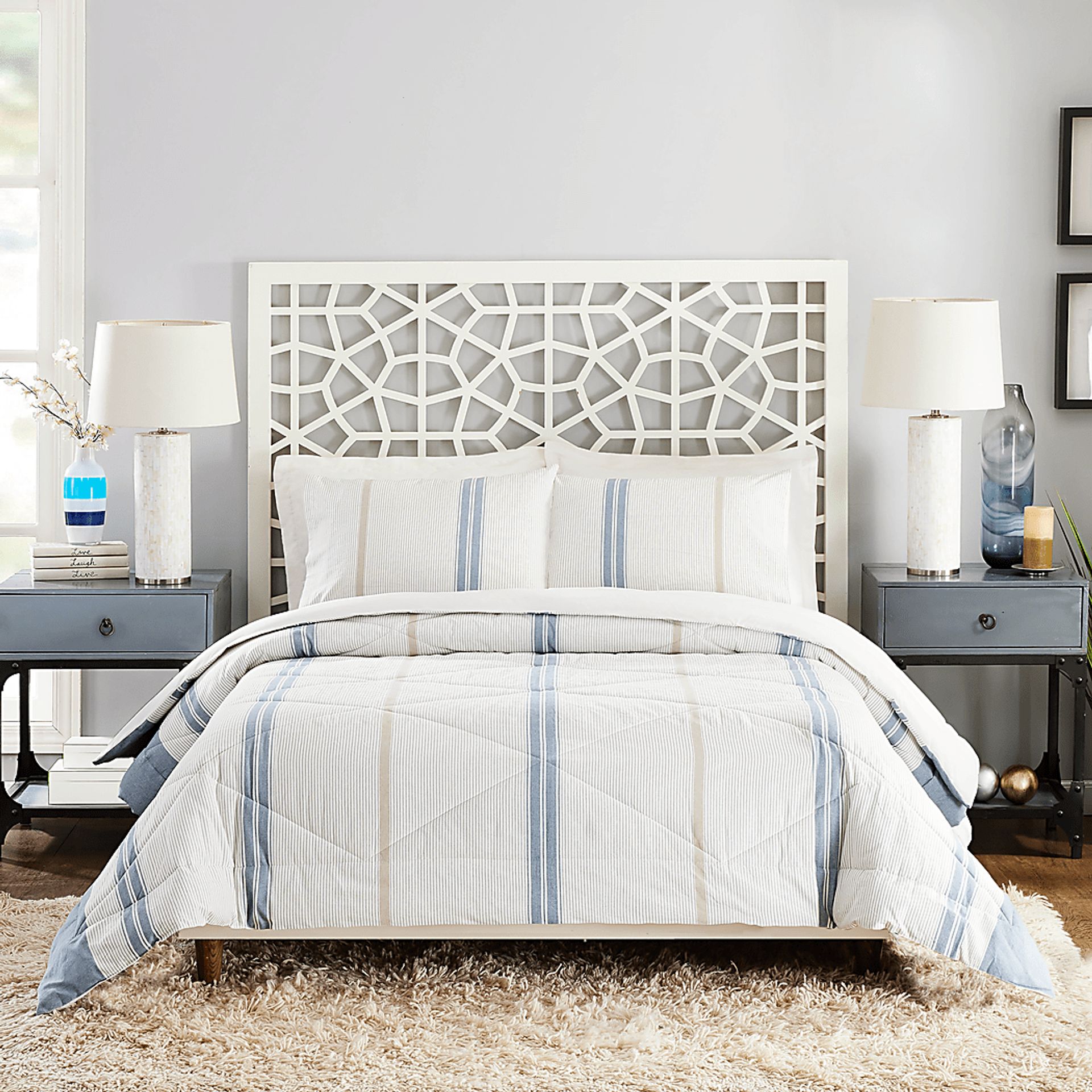 Windypine Cream King 3 Pc Comforter Set - Image 1