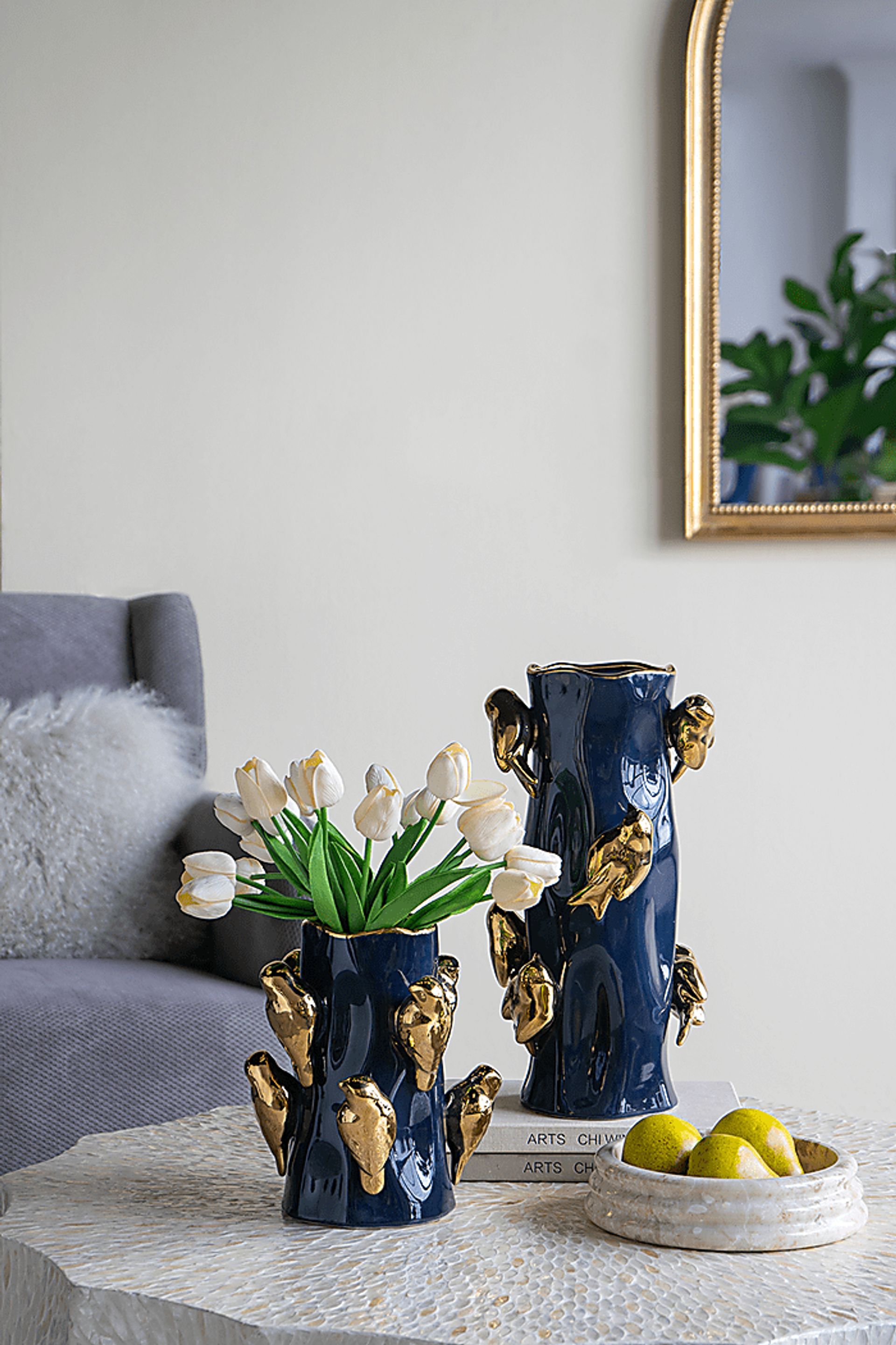 Wingly II Blue Vase - Image 3