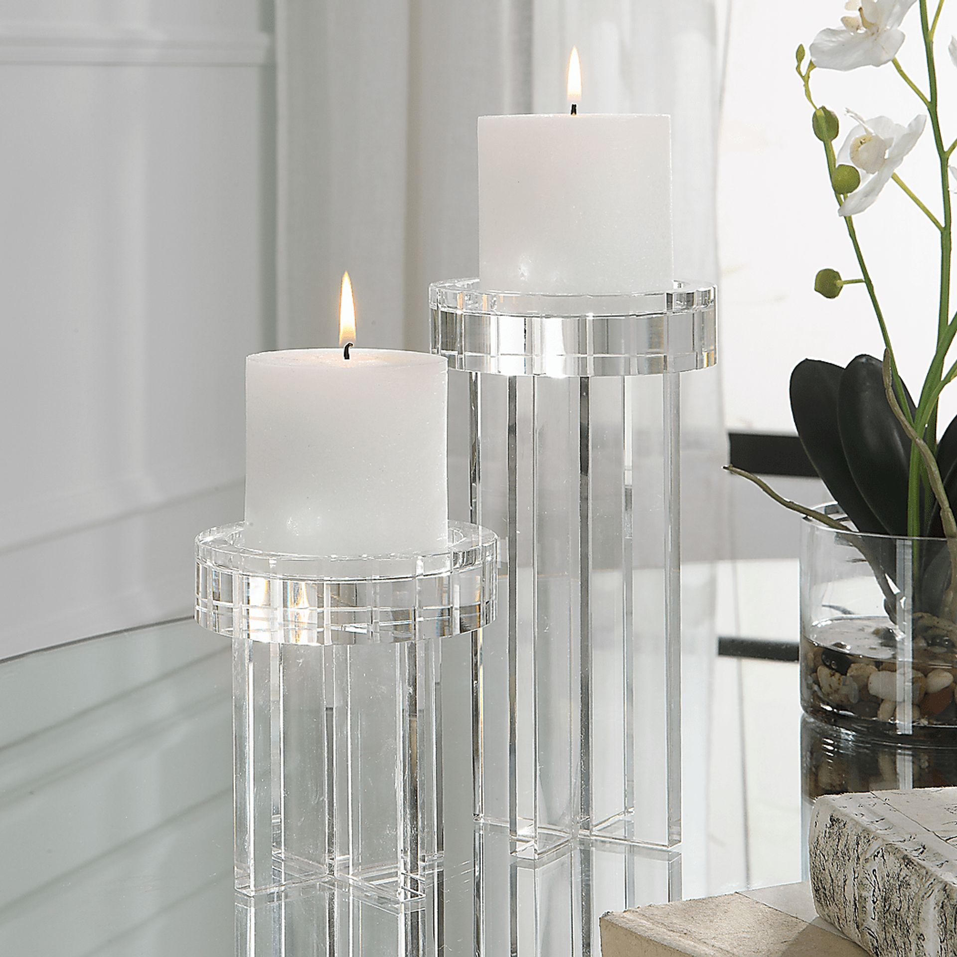 Winneconnia Clear Candle Holder, Set of 2 - Image 2