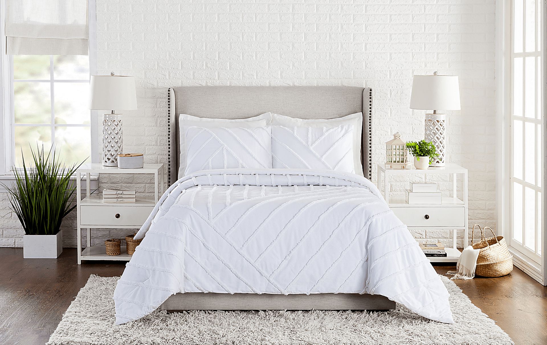 Winthorne White King 3 Pc Comforter Set - Image 2