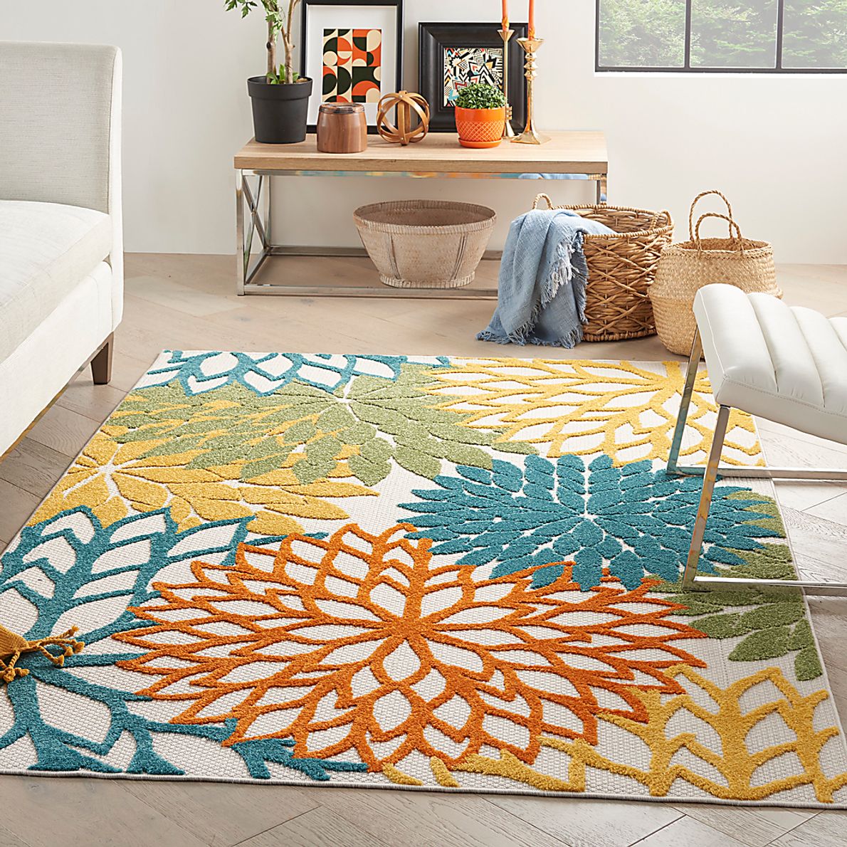 Winthrone Turquoise/Multi 5'3 x 7'5 Indoor/Outdoor Rug