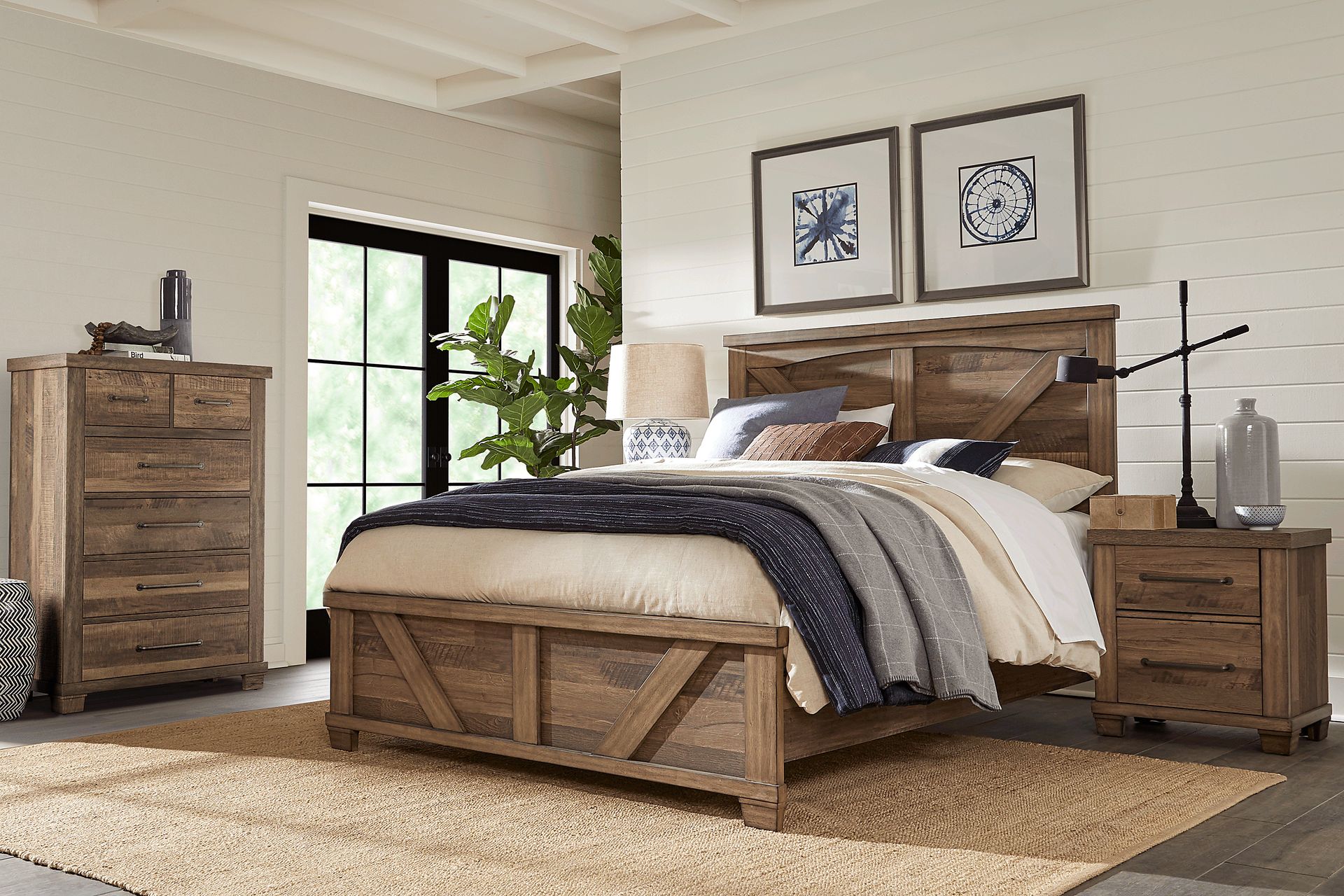 Woodcreek Brown 5 Pc King Panel Bedroom - Image 1