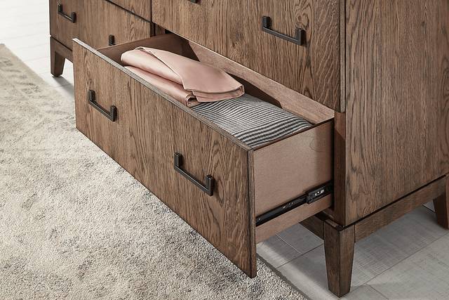 Woodland Park Brown 5 Pc King Bedroom - Thumbnail - Image 7