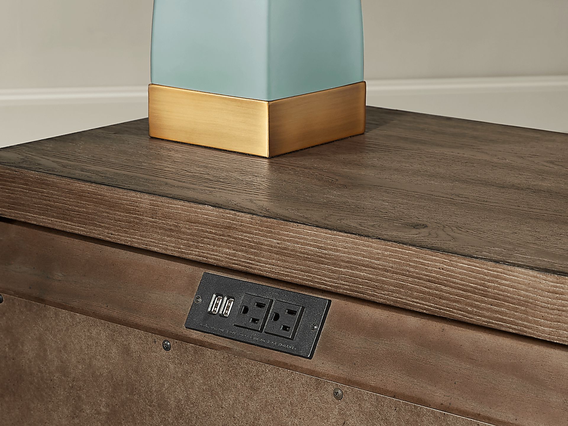 Woodland Park Brown 8 Pc Queen Bedroom - Image 10
