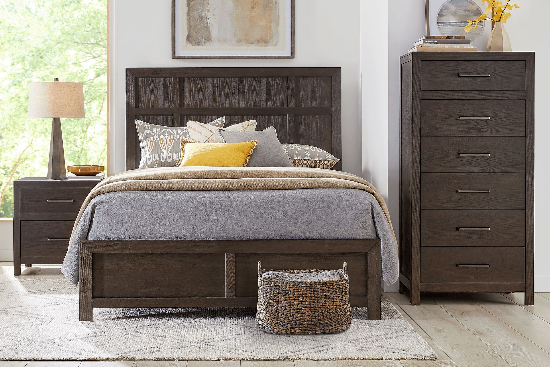 Woodley Dark Brown 5 Pc King Panel Bedroom - Image 1