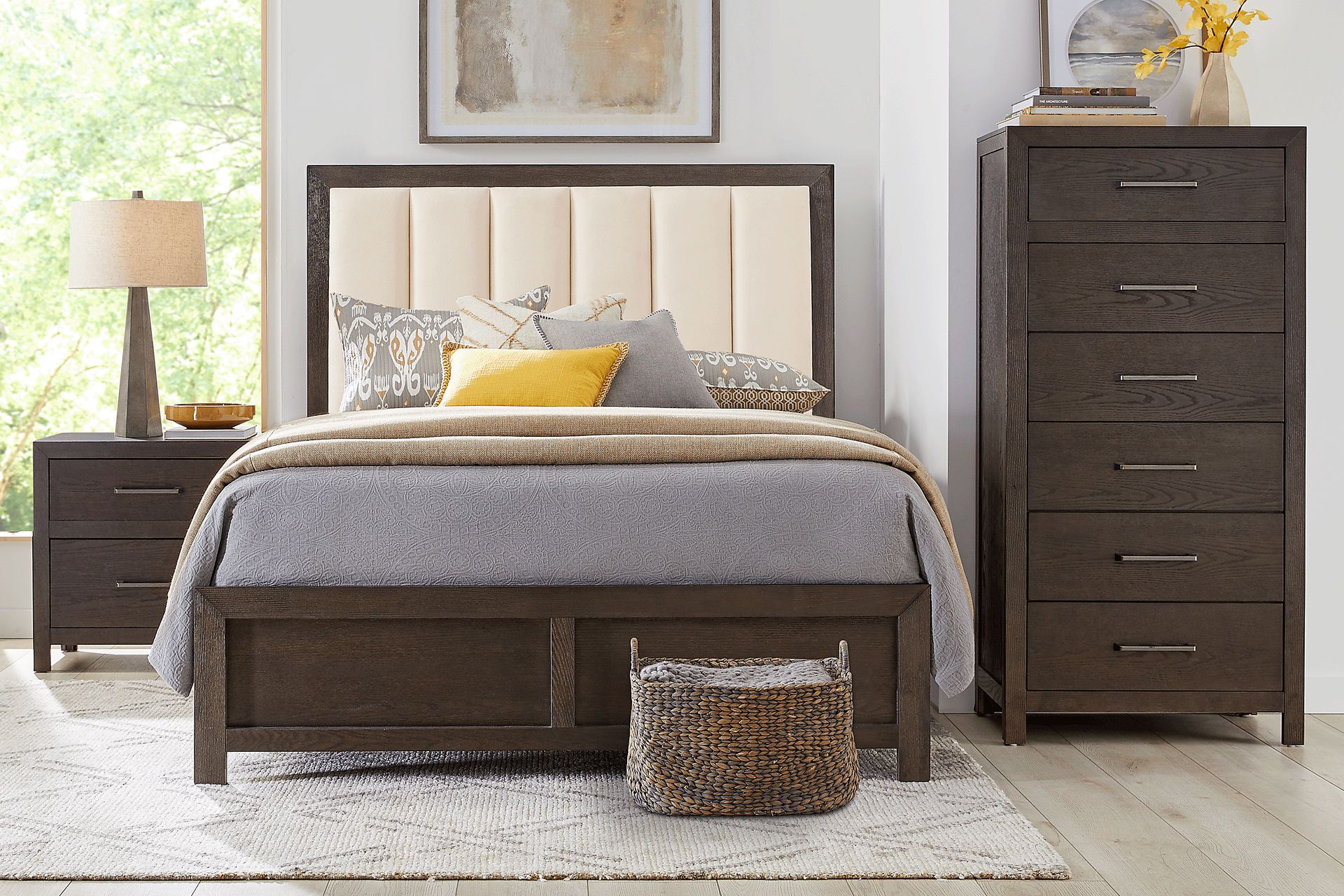 Woodley Dark Brown 5 Pc Queen Upholstered Bedroom - Image 1