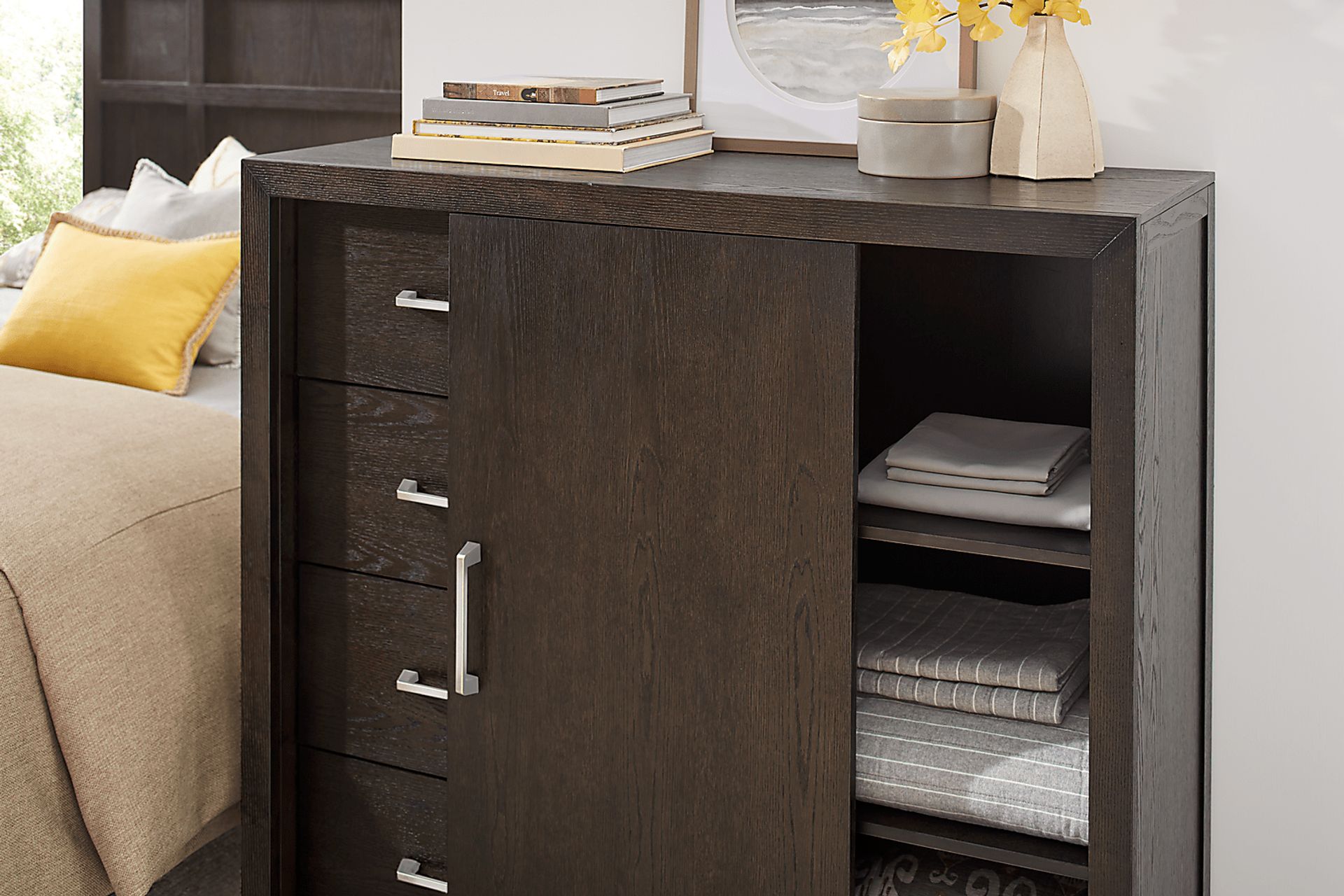 Woodley Dark Brown 5 Pc Queen Panel Bedroom - Image 8