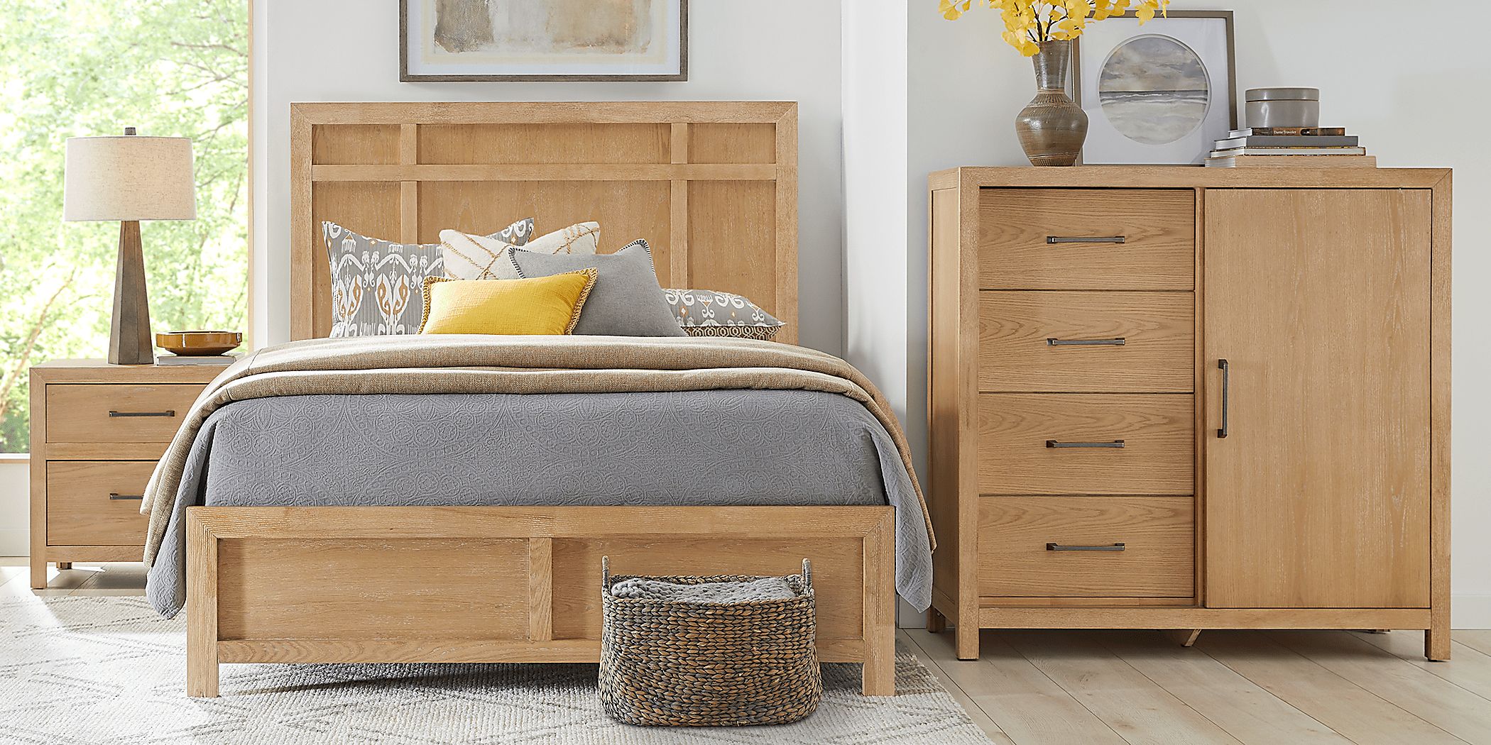 https://assets.roomstogo.com/product/woodley-natural-5-pc-queen-panel-bedroom_8024731P_image-room?cache-id=81faf48d81a80119cfec8c1cca7a2aea