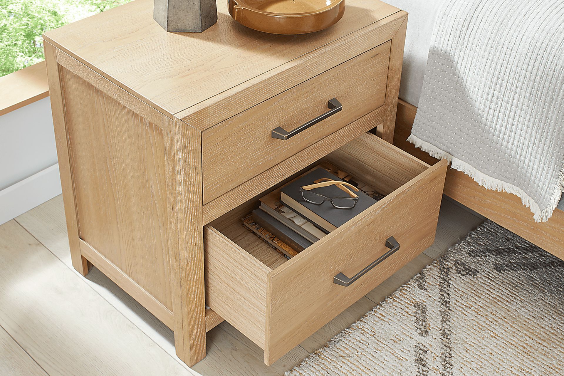 Woodley Natural 8 Pc Queen Panel Bedroom - Image 15