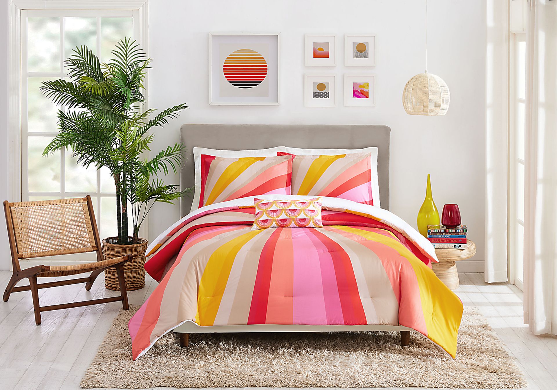 Woodpointe Pink 3 Pc King Duvet Set - Image 1