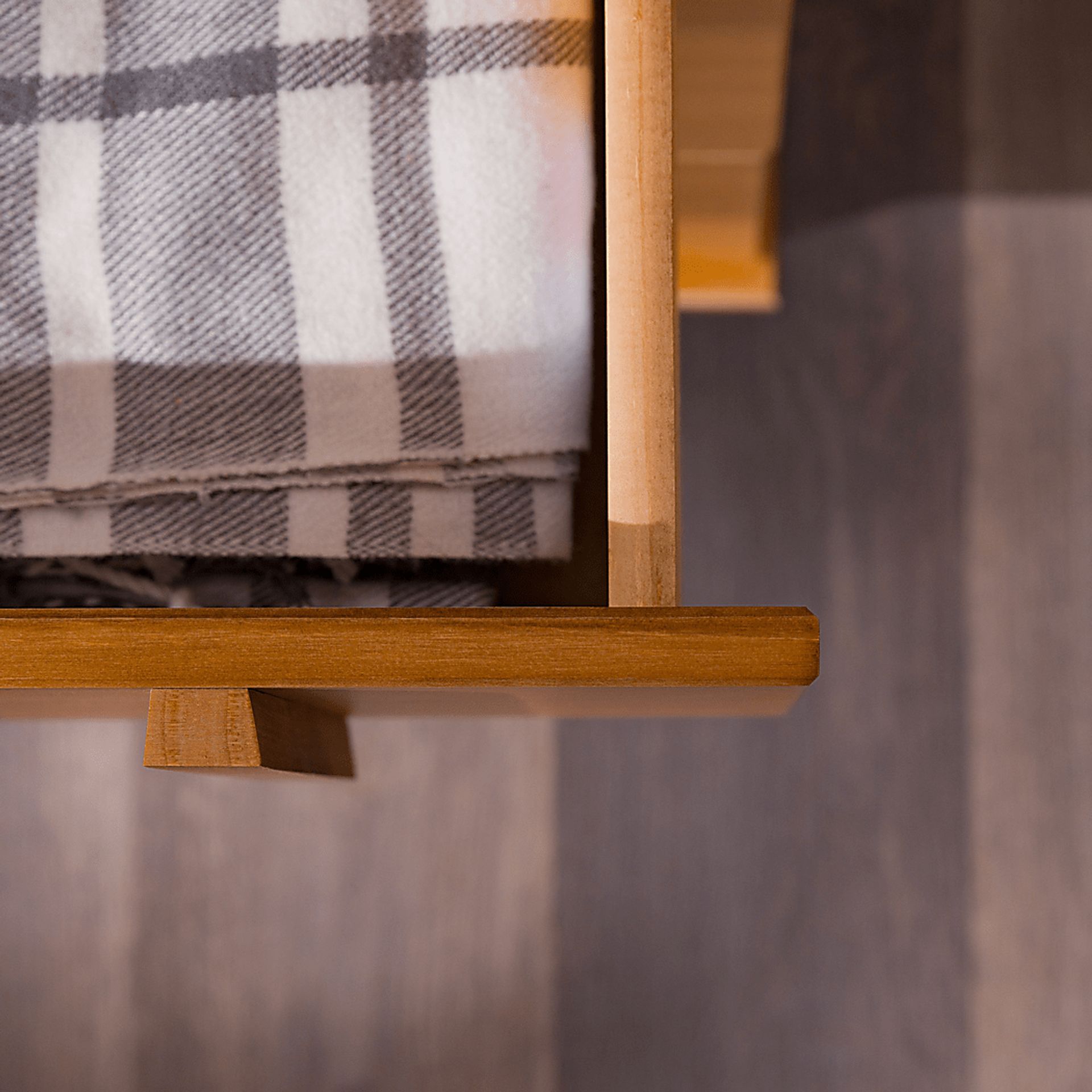 Woodviolet Caramel Dresser - Image 13