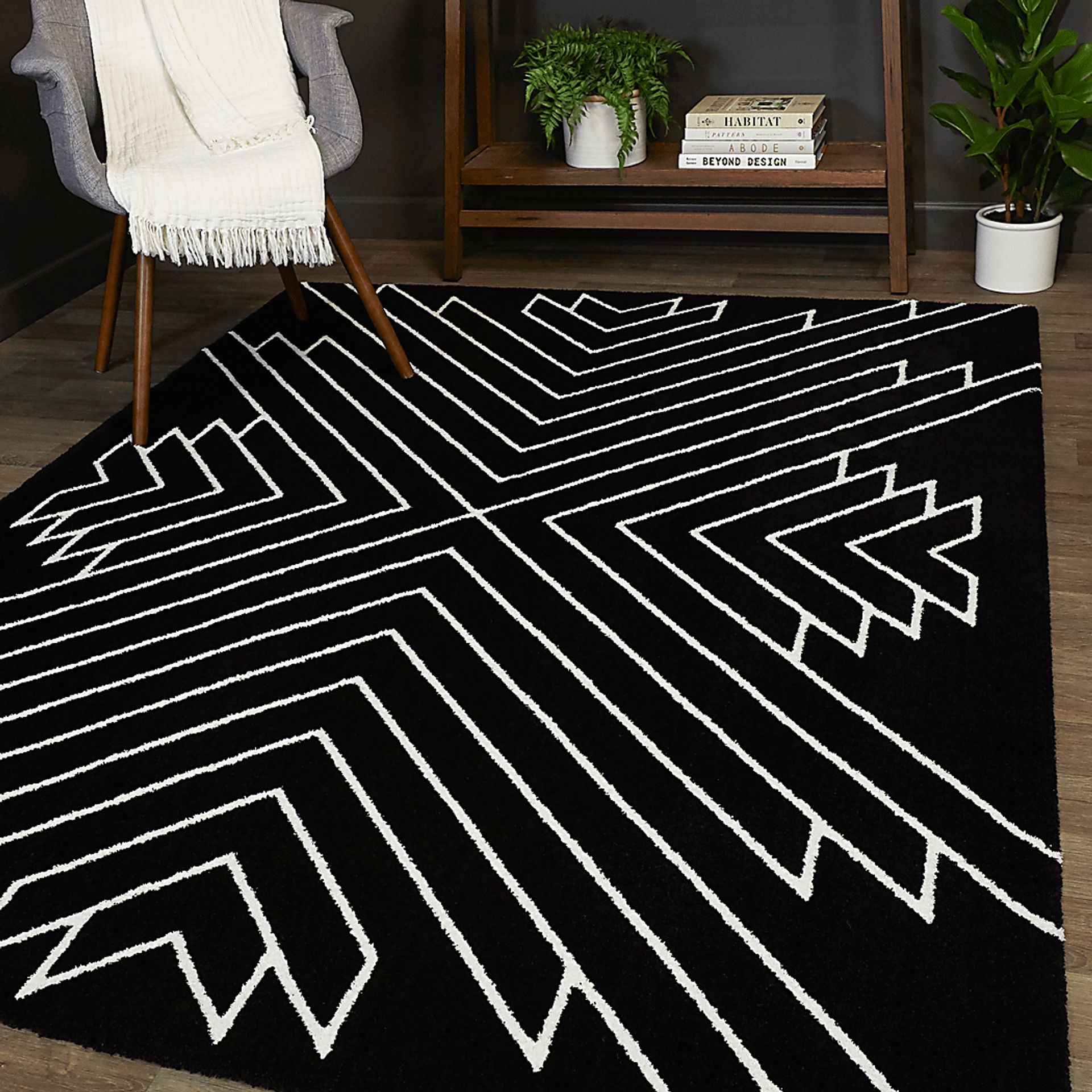 Wrilas Black/White 7'10 x 10' Rug - Image 2