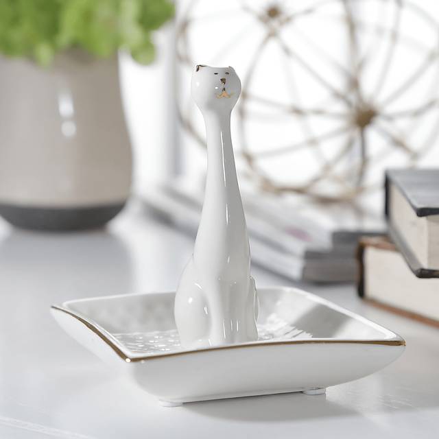 Wrothston White Ring Holder - Thumbnail - Image 2