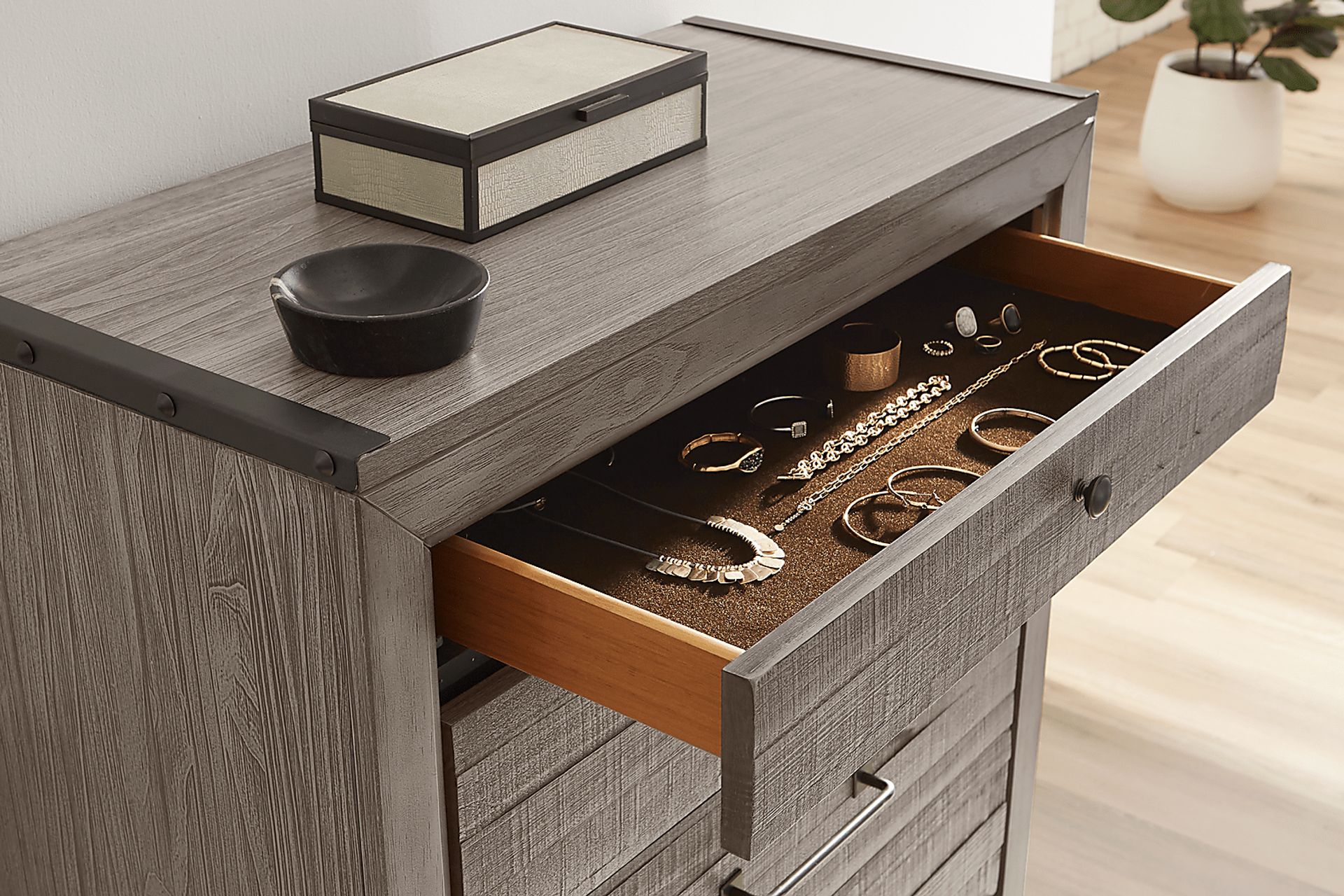 Wyatt Place Gray Chest - Image 2