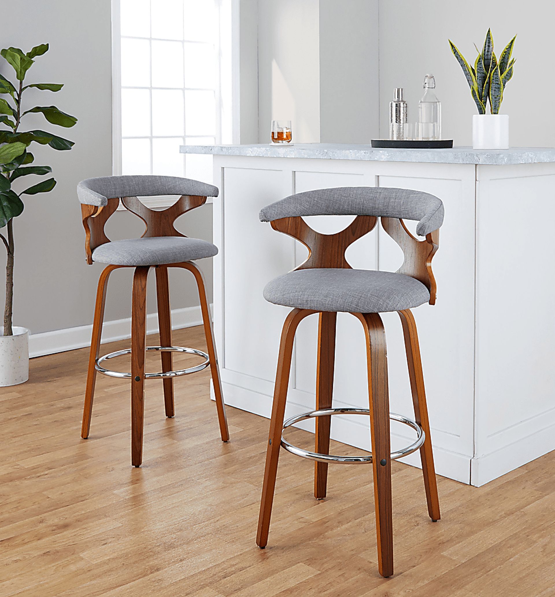 Wyndmoor III Light Gray Swivel Barstool, Set of 2 - Image 2
