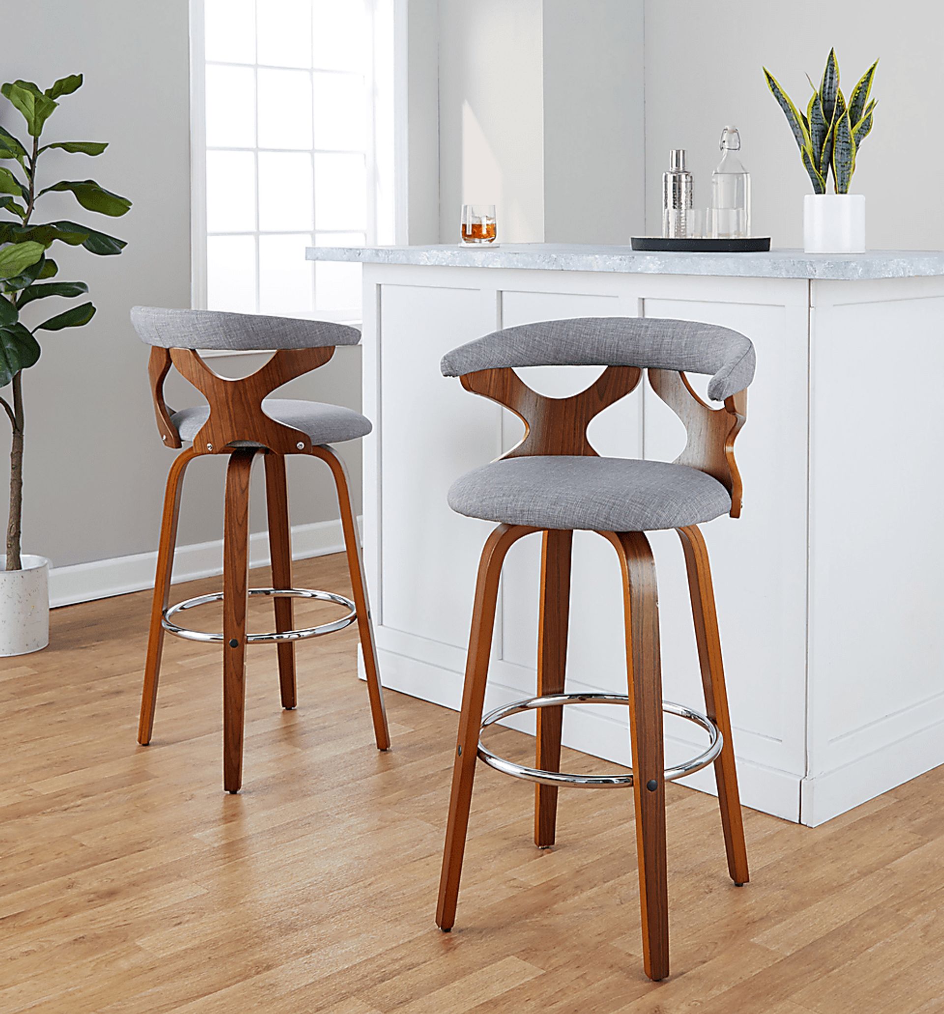 Wyndmoor III Light Gray Swivel Barstool, Set of 2 - Image 3