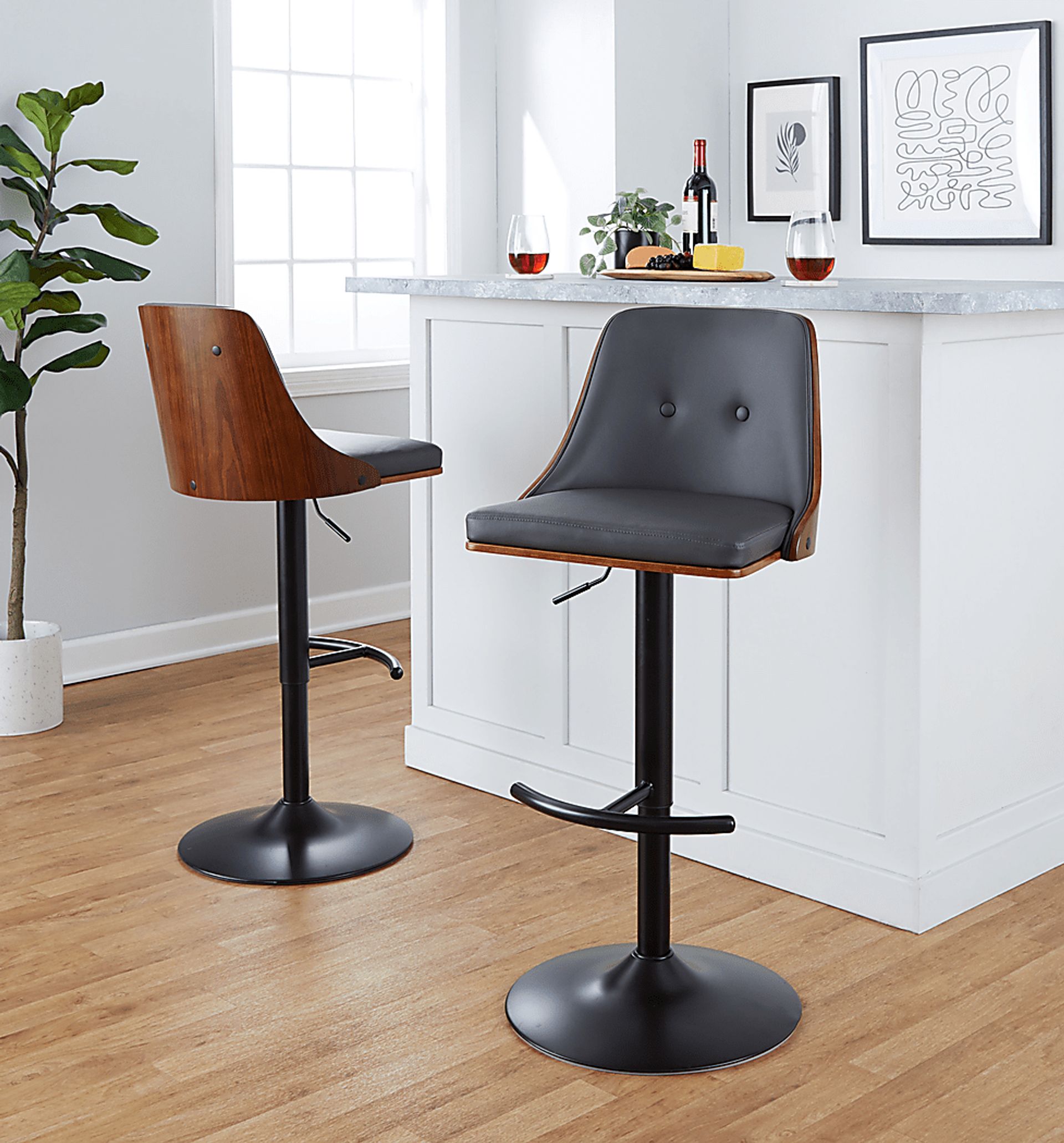 Wyndtop Gray Adjustable Barstool, Set of 2 - Image 4