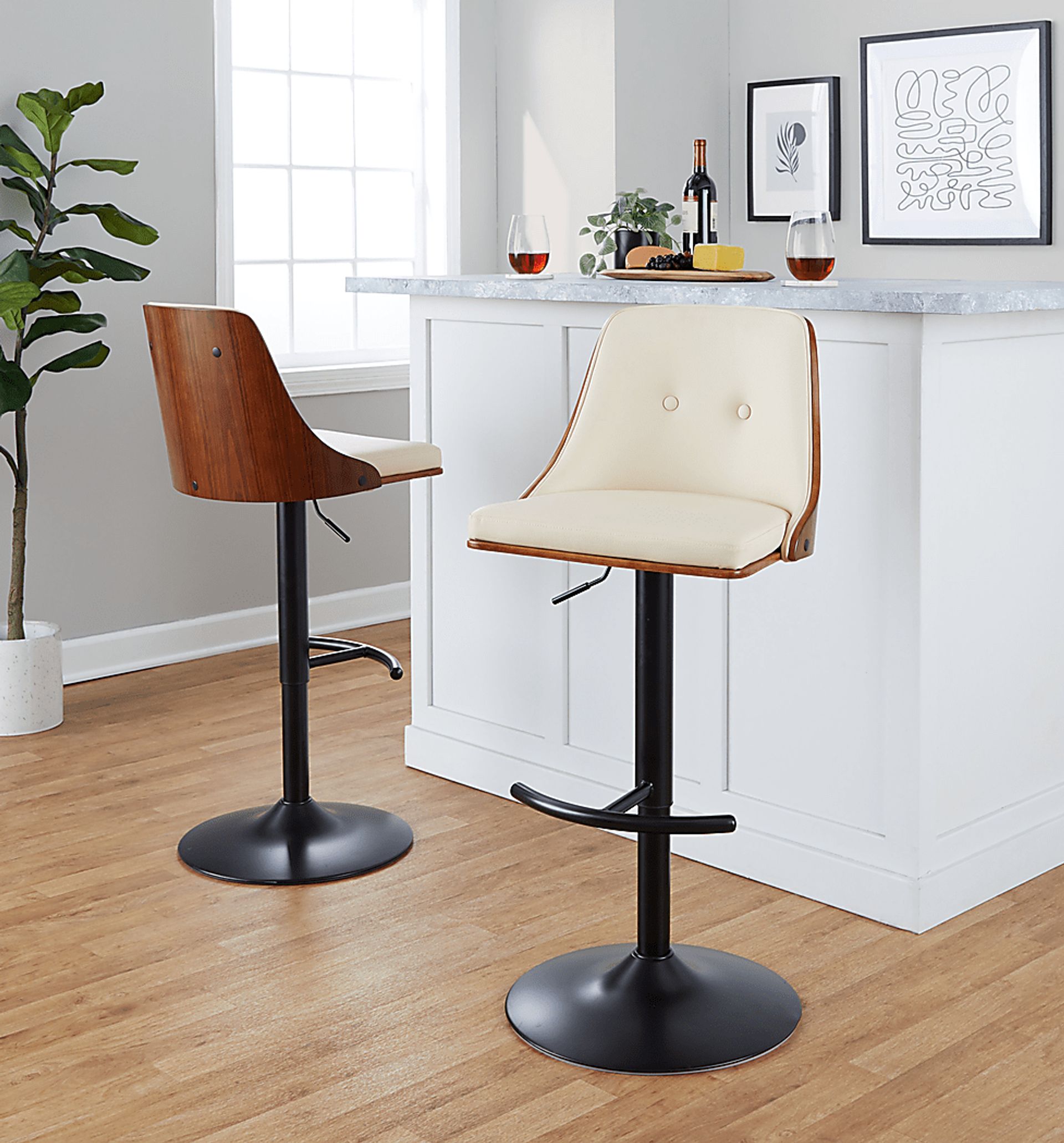 Wyndtop II Cream Adjustable Barstool, Set of 2 - Image 4