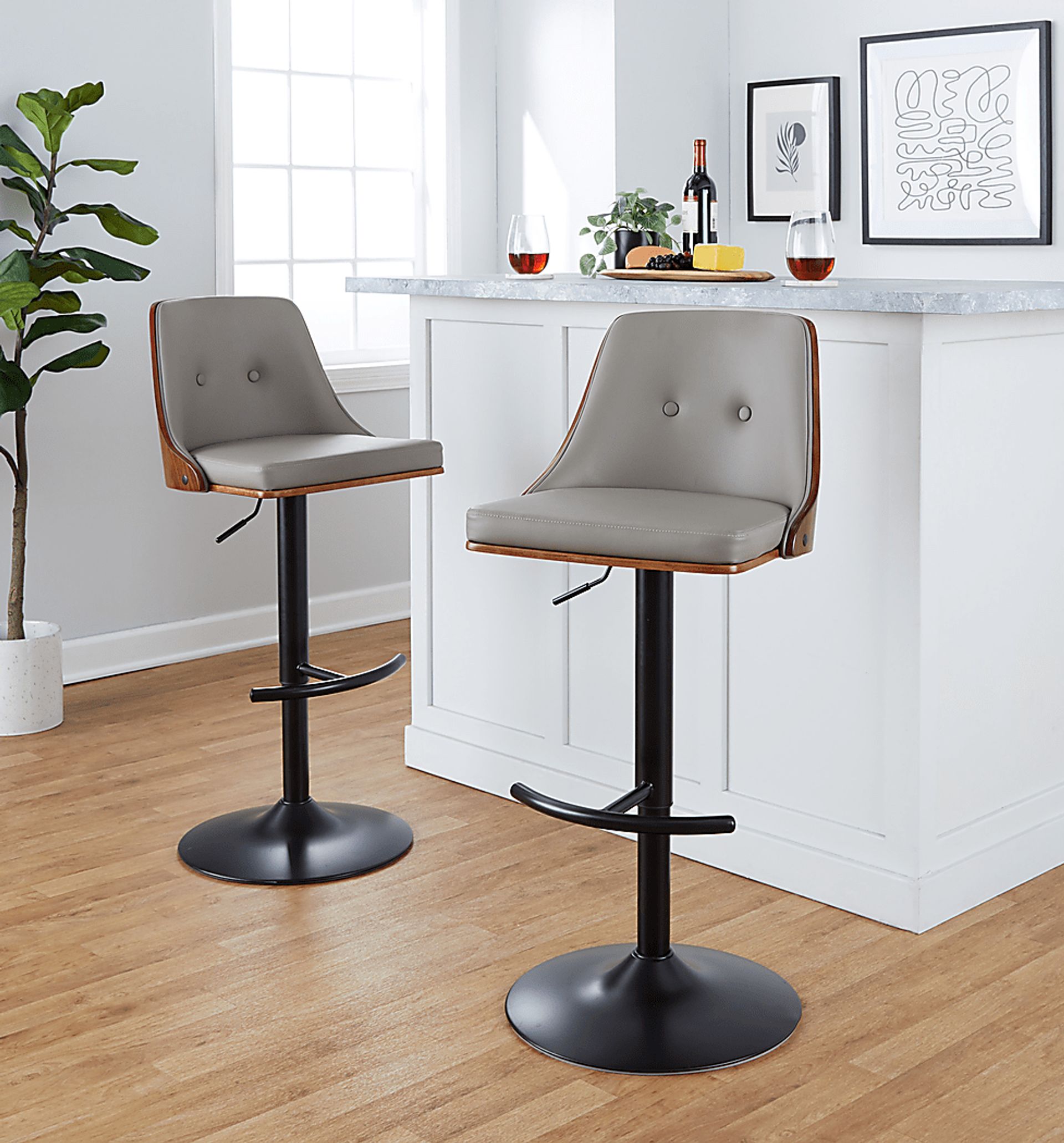 Wyndtop II Light Gray Adjustable Barstool, Set of 2 - Image 2